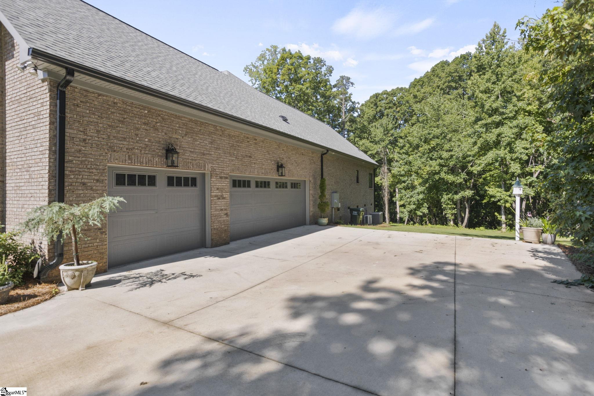 14 Forest Valley Way