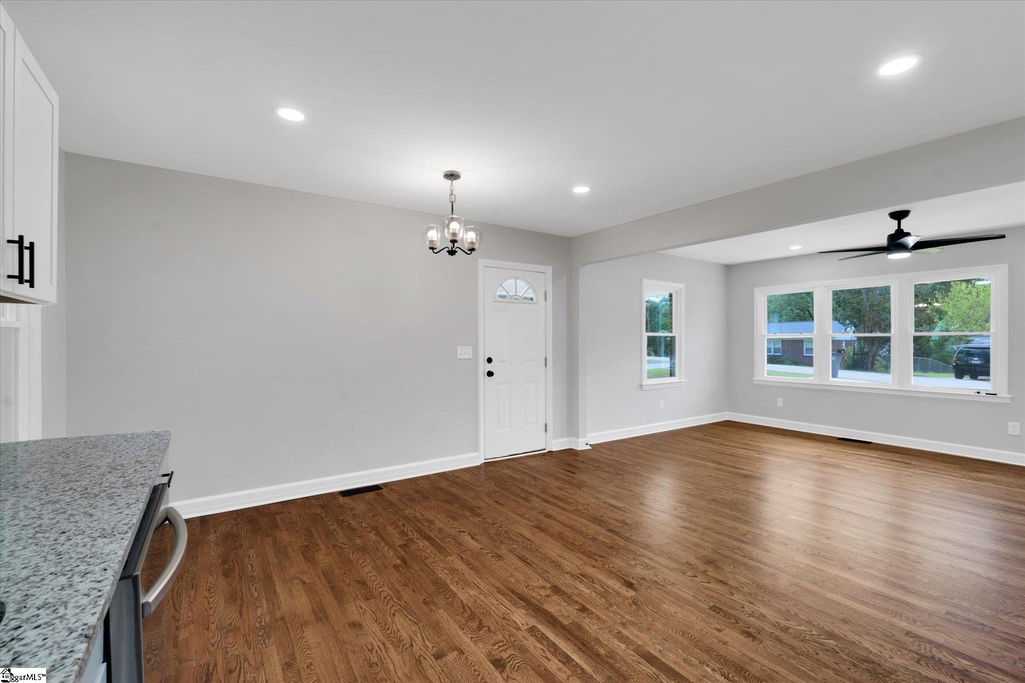 107 High Valley Boulevard