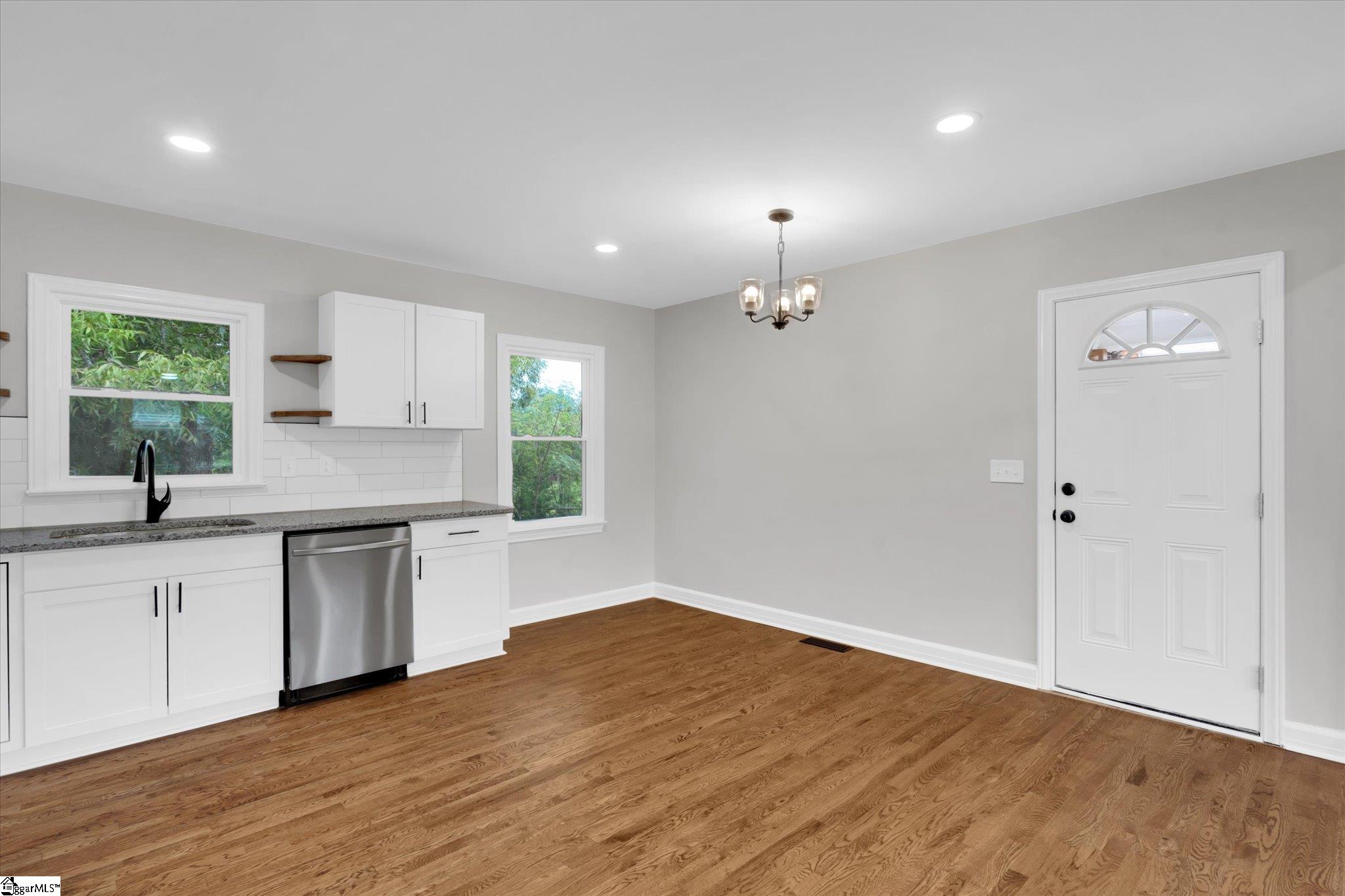 107 High Valley Boulevard