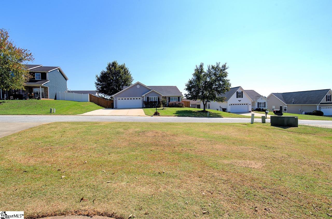 7 Clematis Drive
