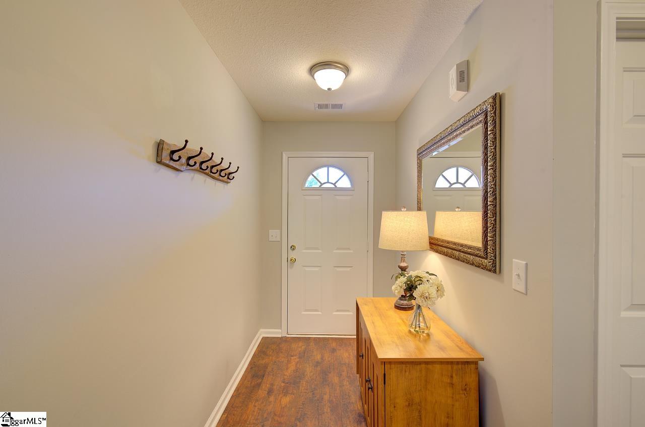 7 Clematis Drive