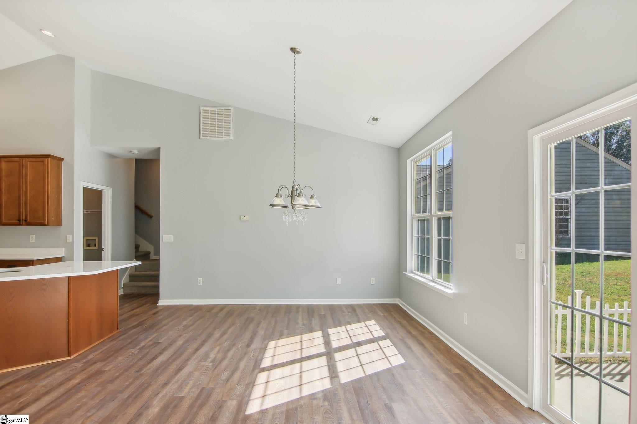 120 Bascom Court