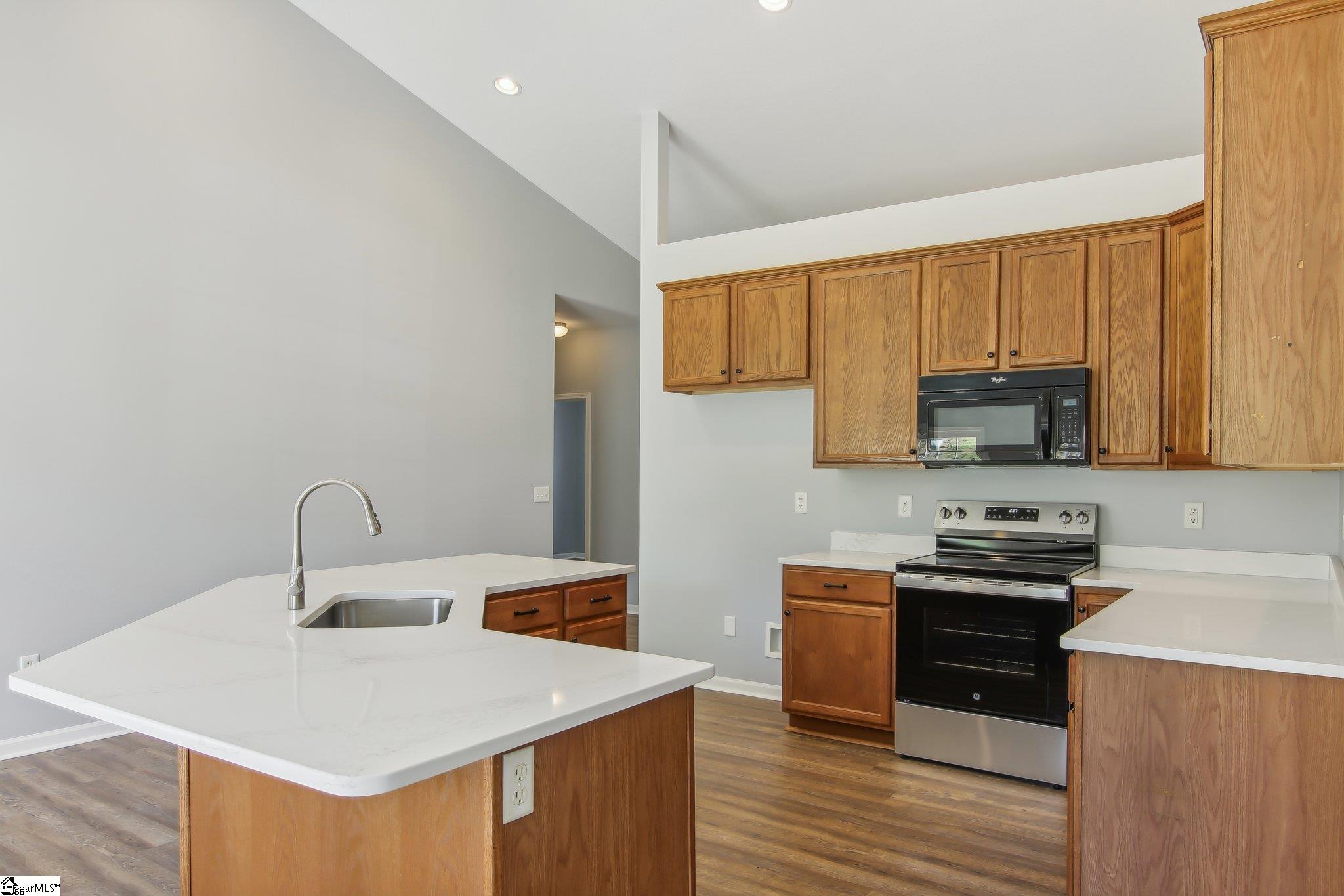 120 Bascom Court