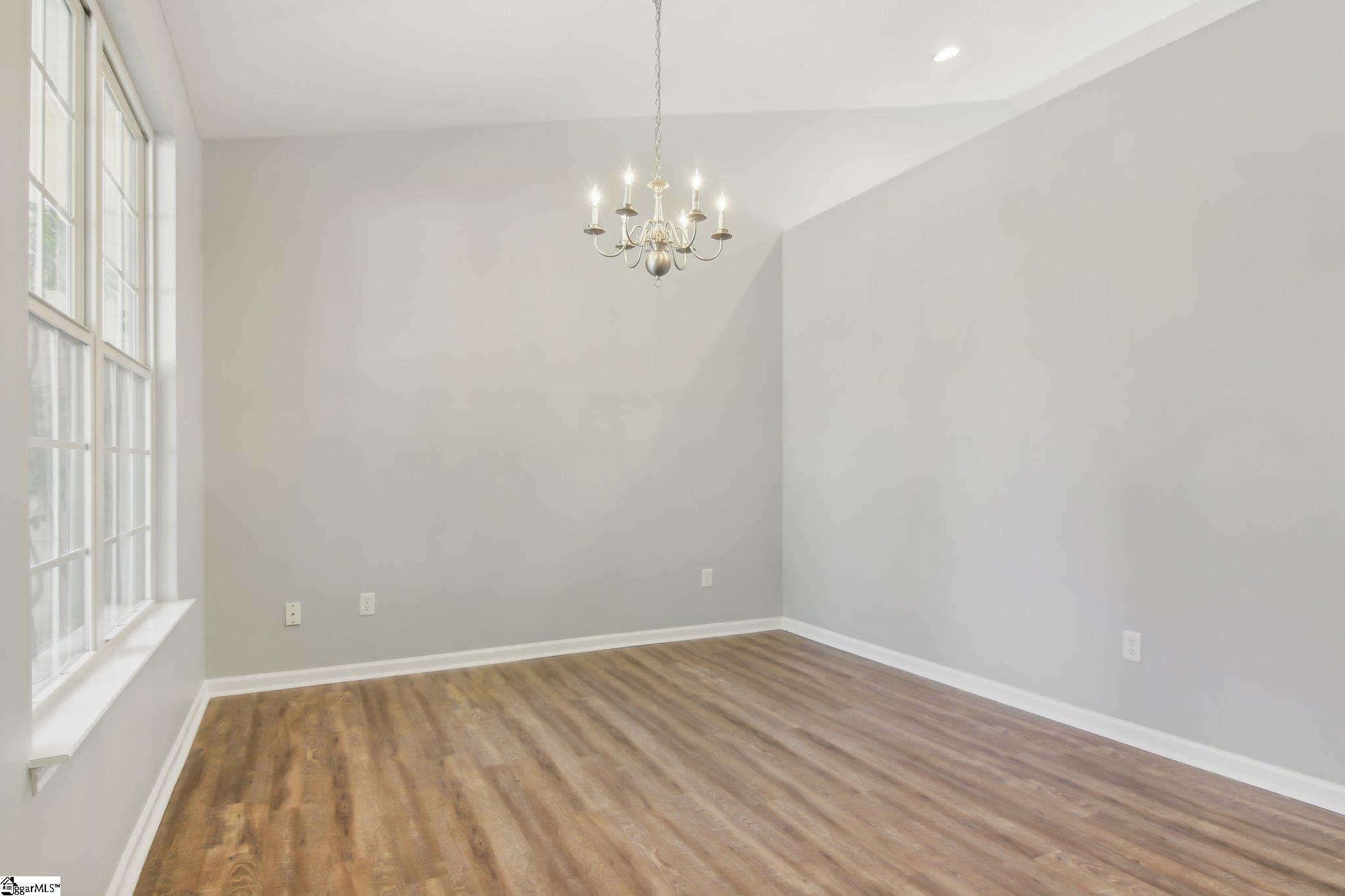 120 Bascom Court