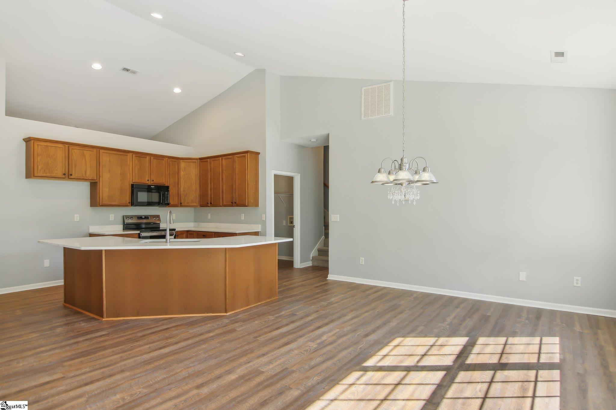 120 Bascom Court