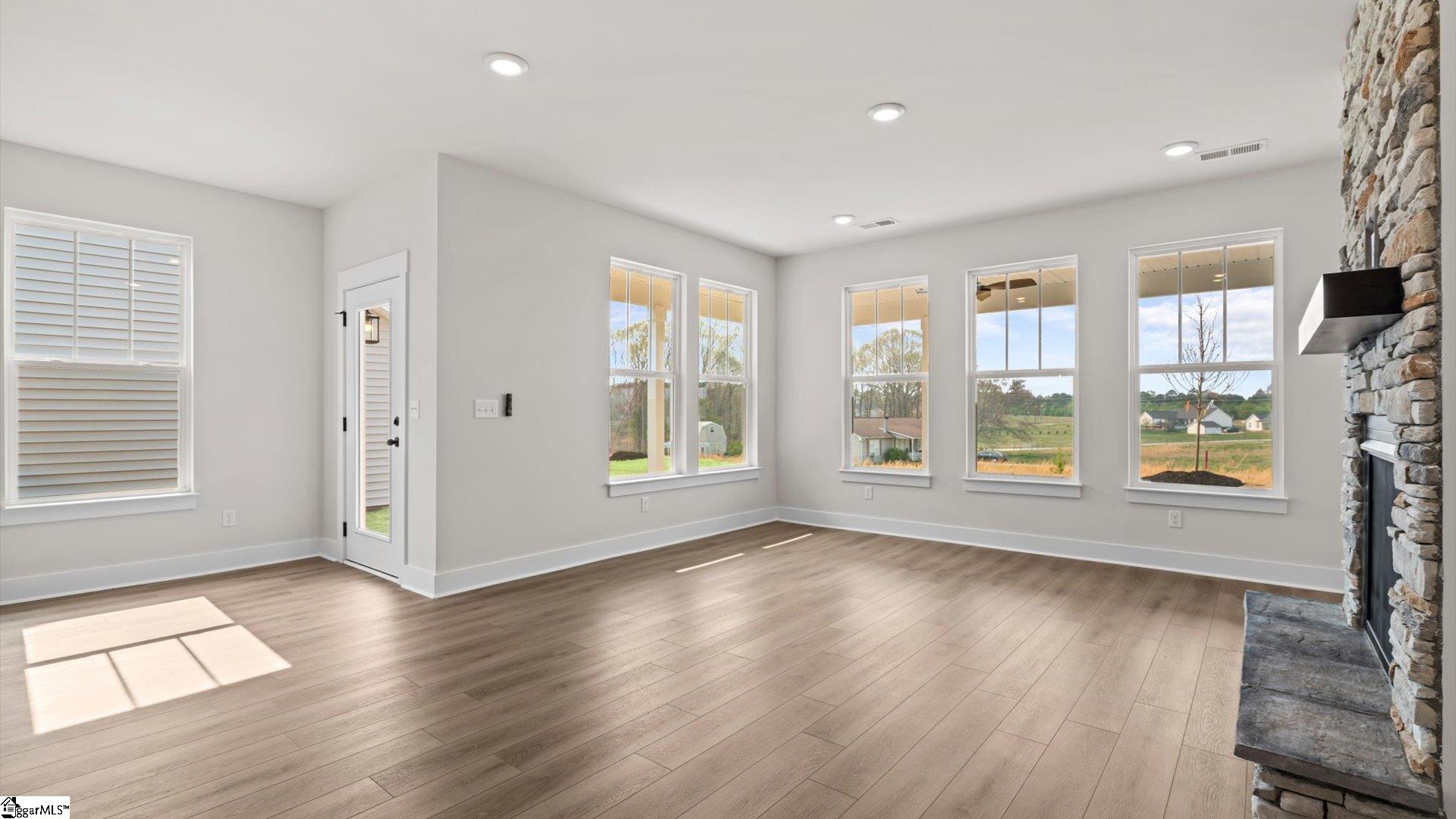 738 Rodin Road