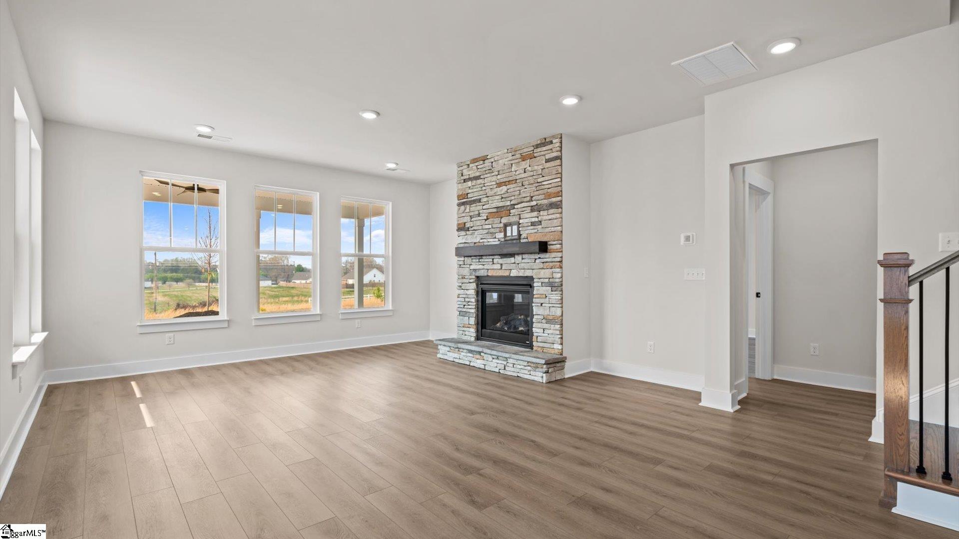 738 Rodin Road