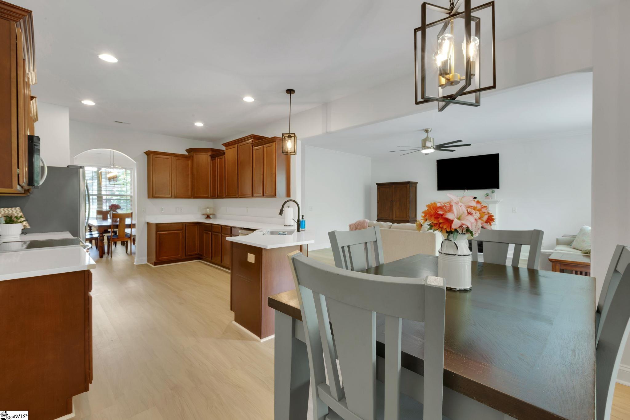 222 Willowgreen Way