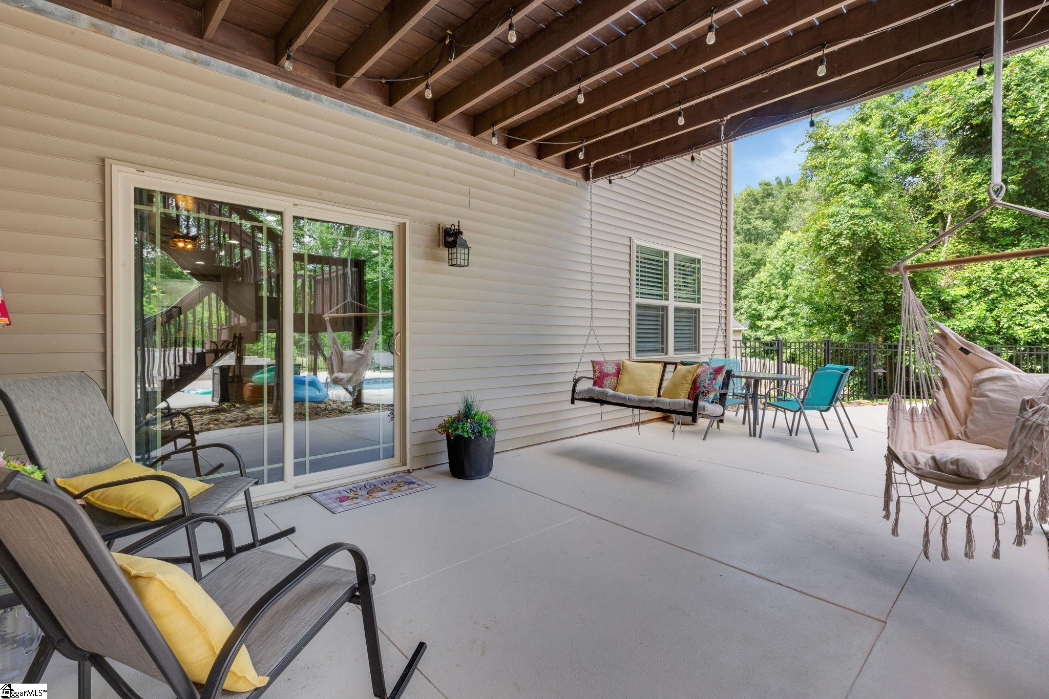 222 Willowgreen Way