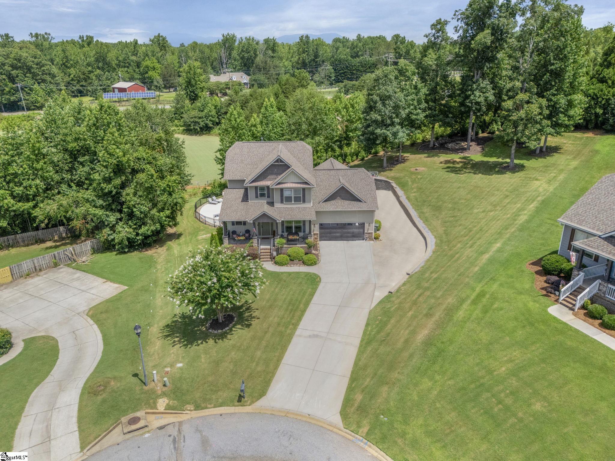 222 Willowgreen Way