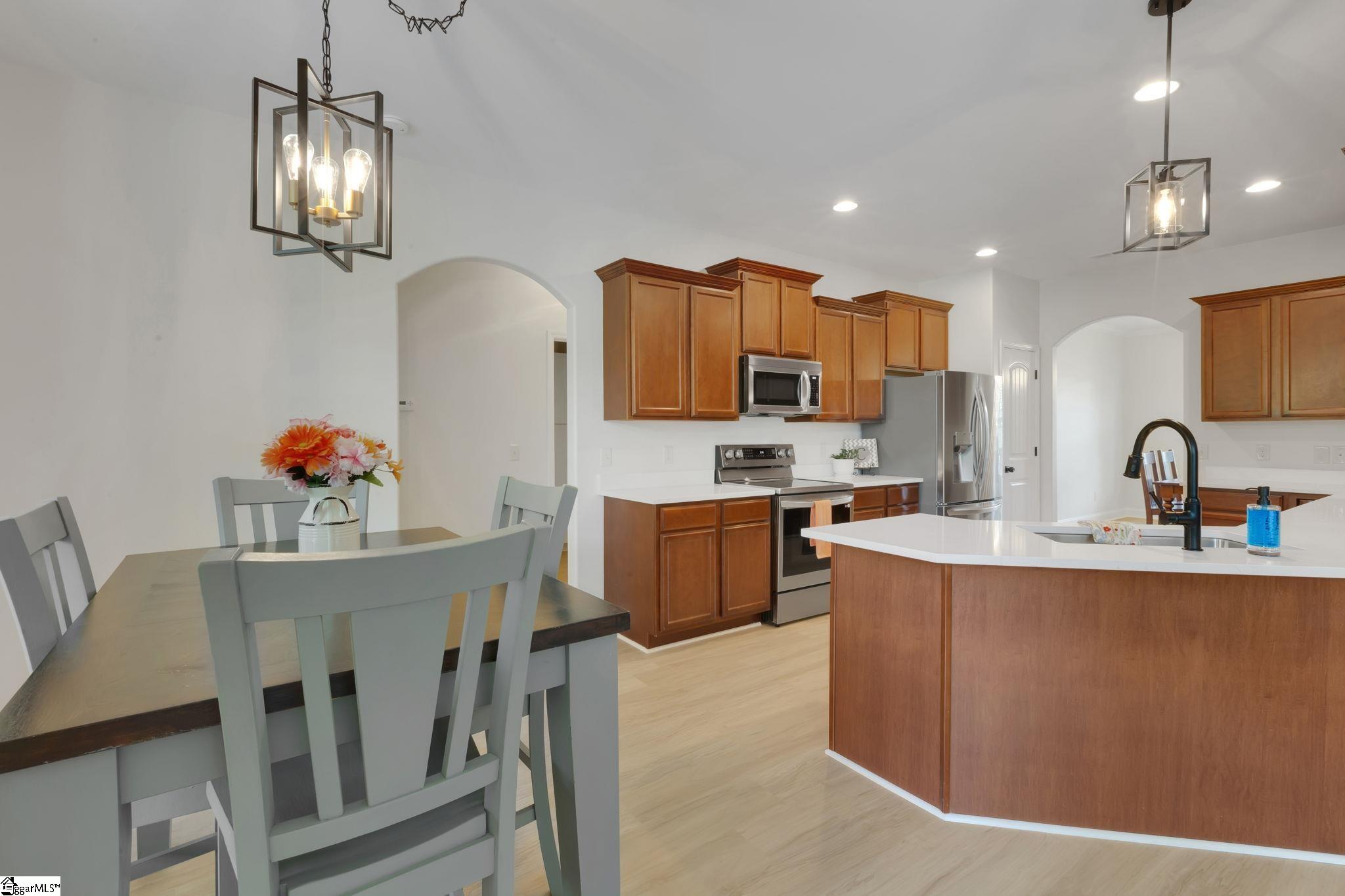 222 Willowgreen Way