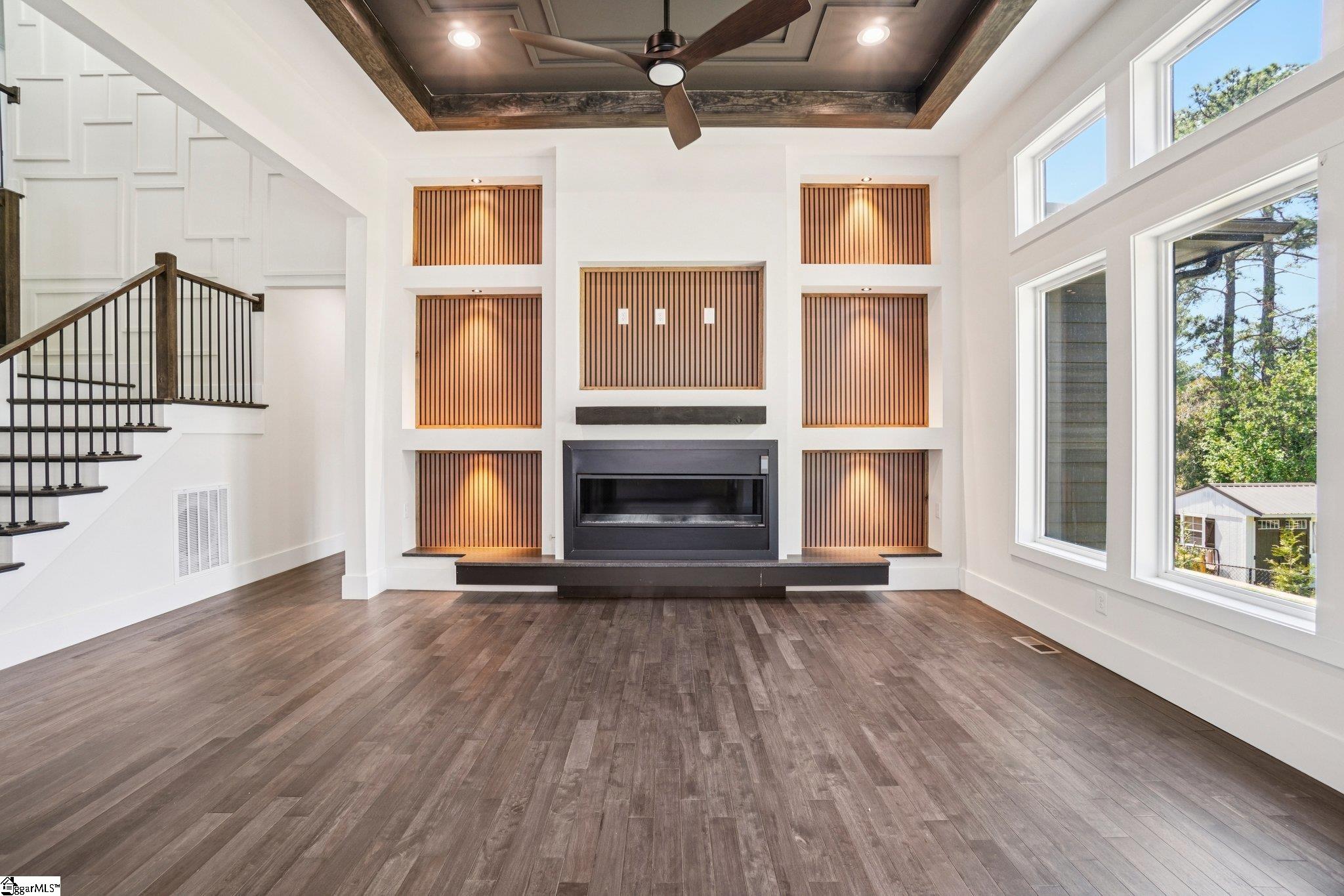 44 Village Crest Drive