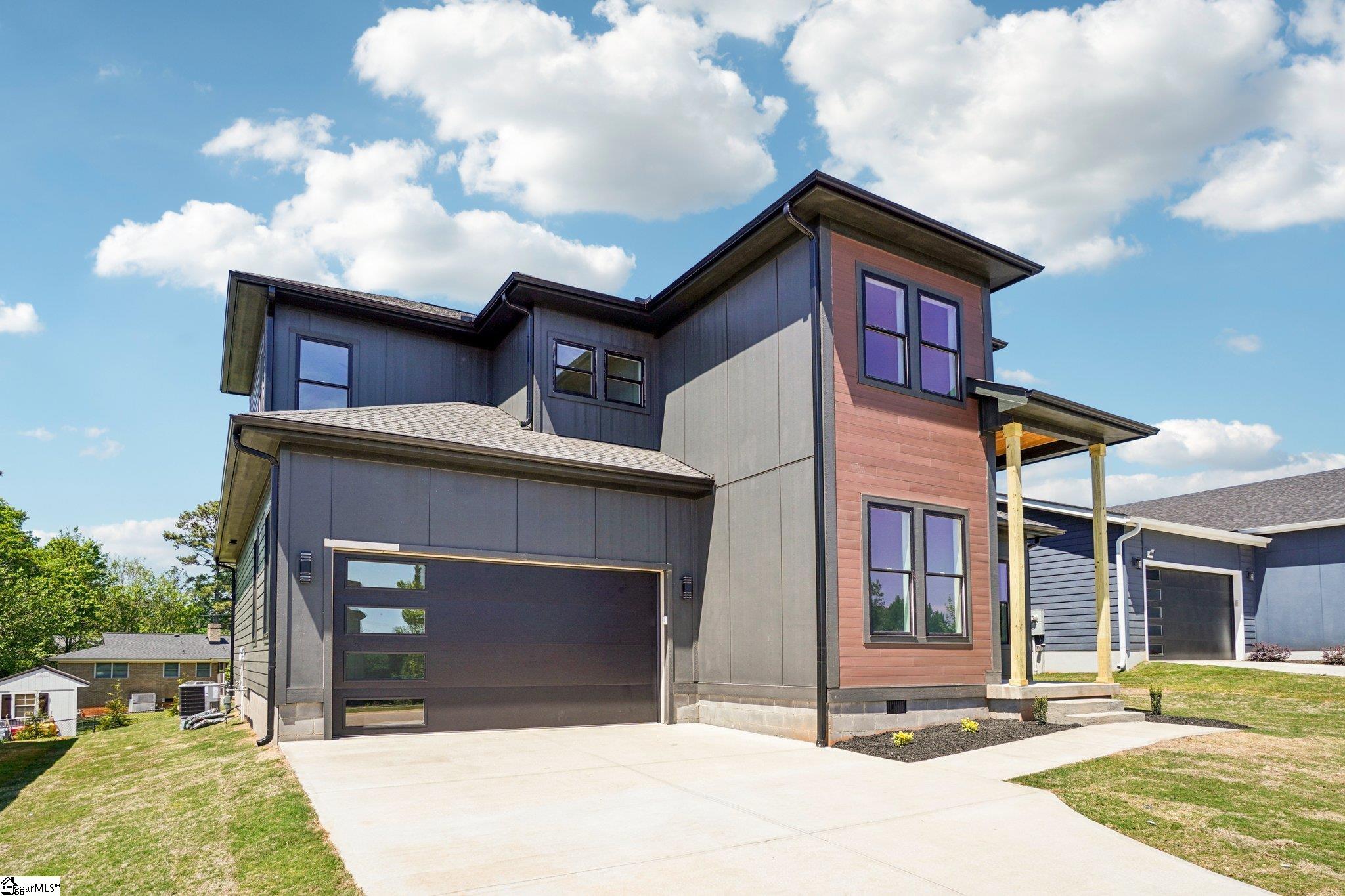 44 Village Crest Drive