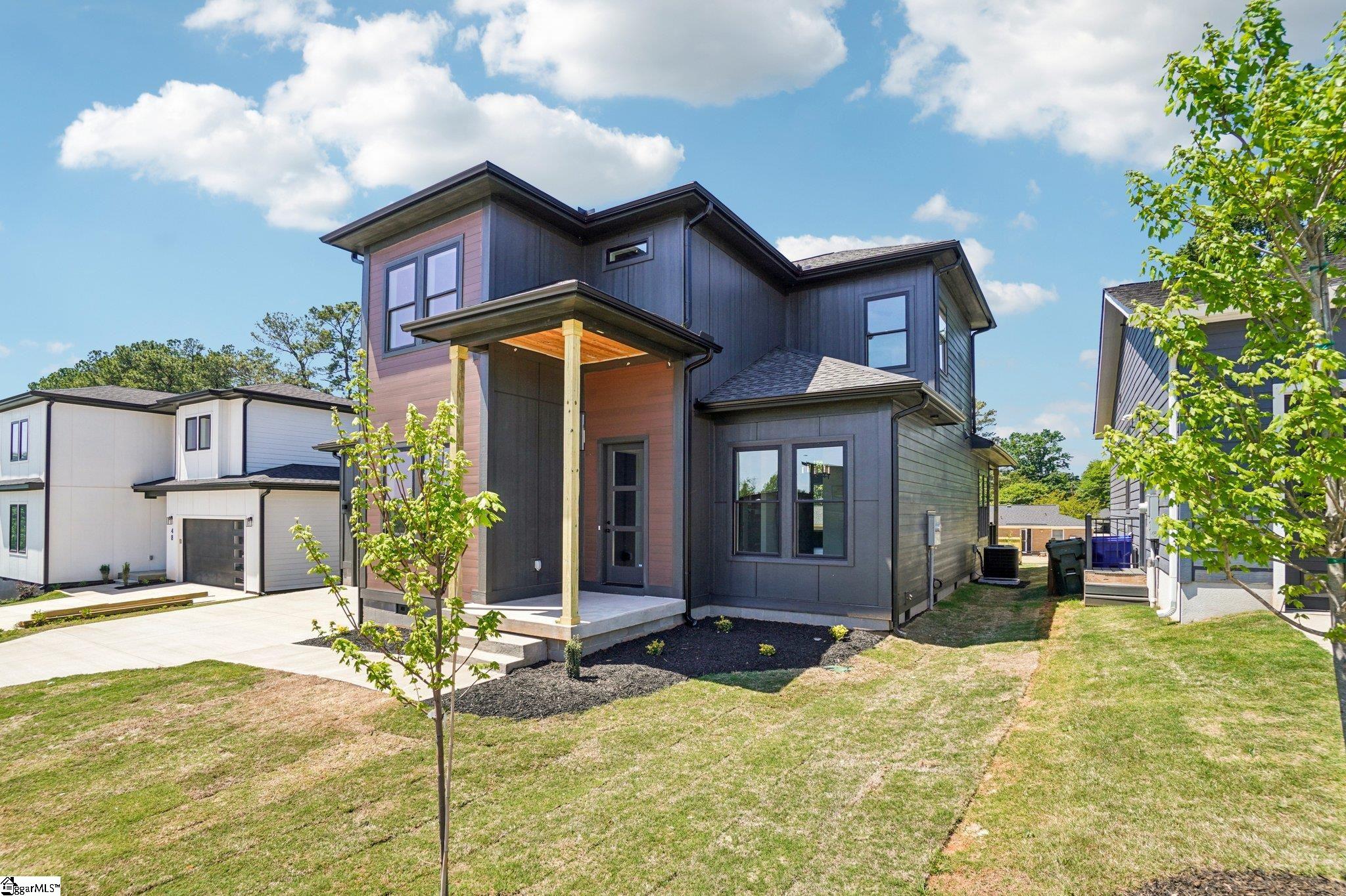 44 Village Crest Drive