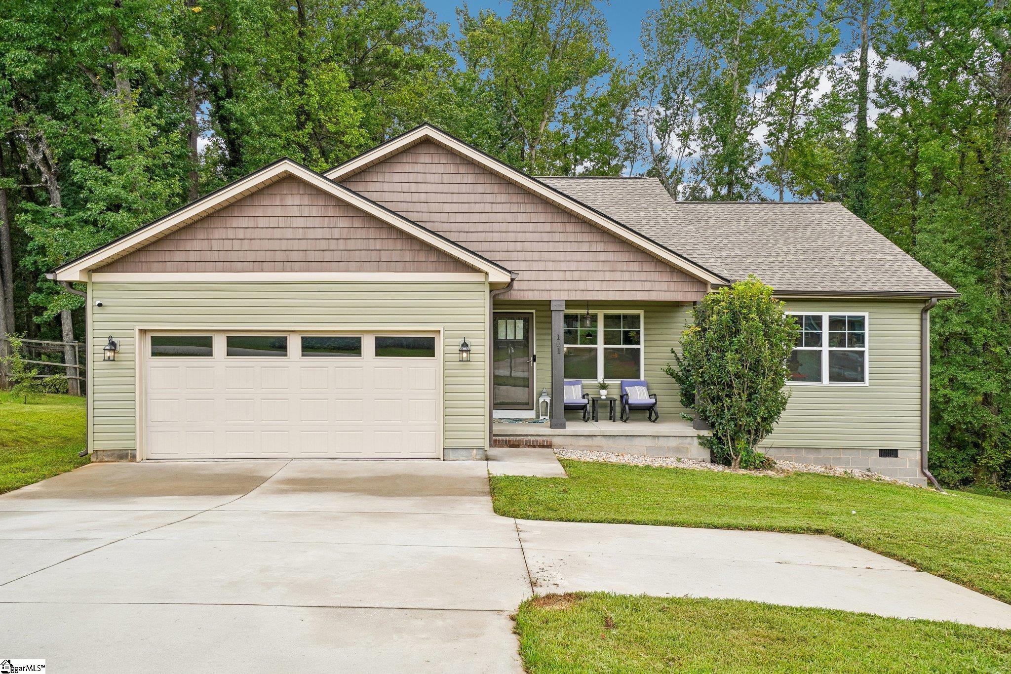 101 Boxwood Lane