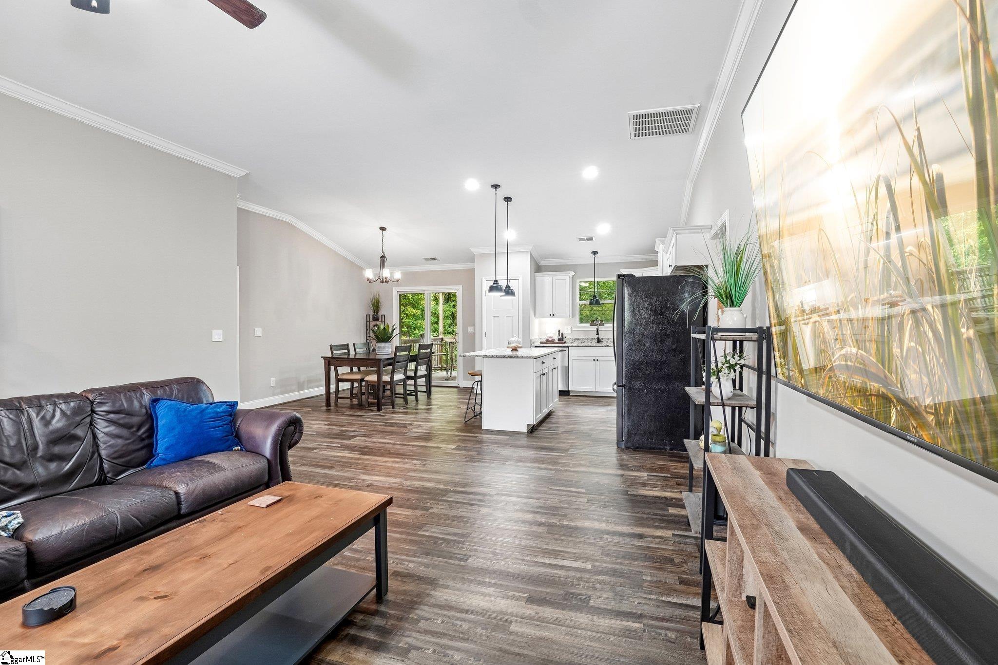 101 Boxwood Lane