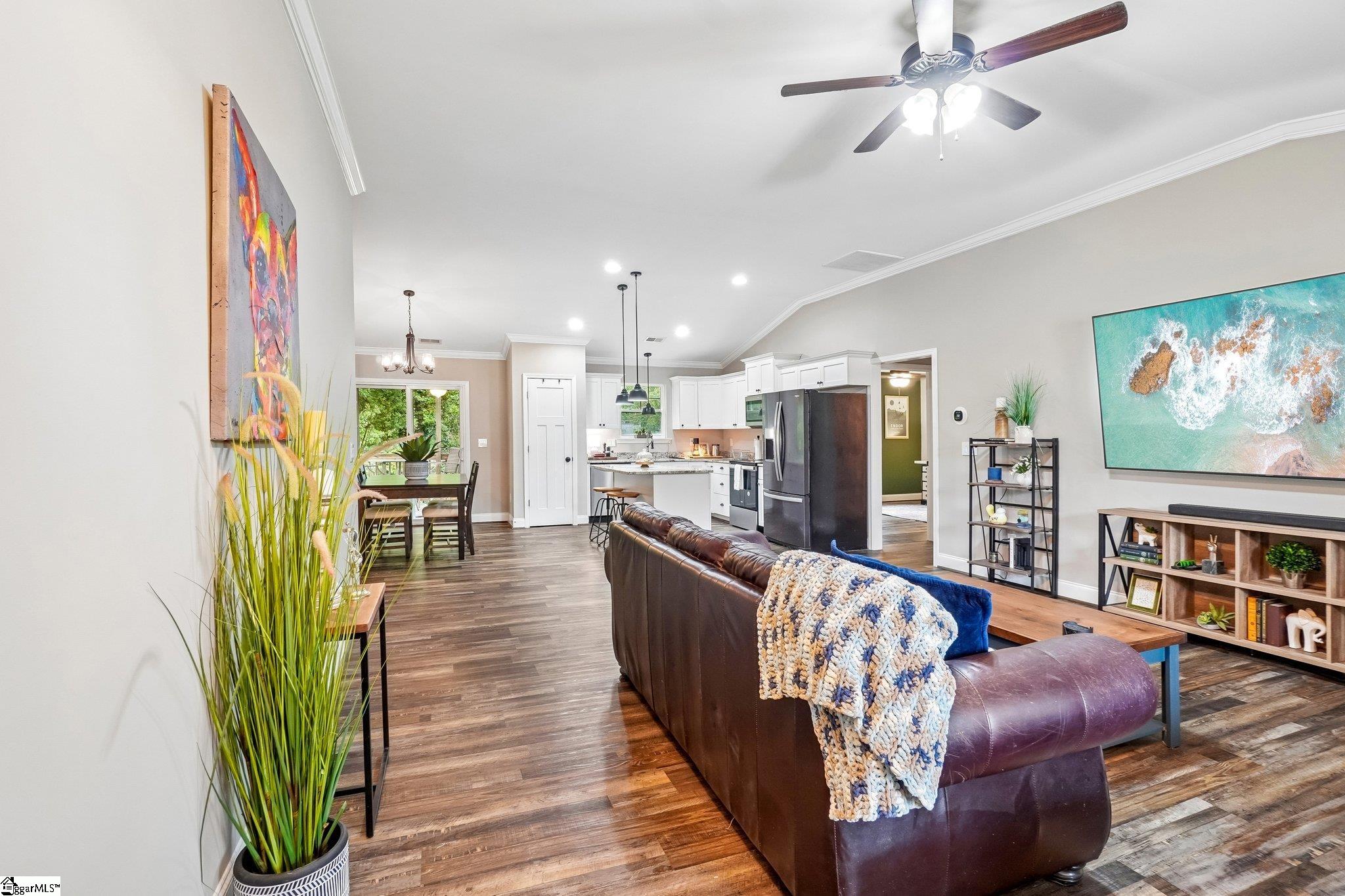 101 Boxwood Lane
