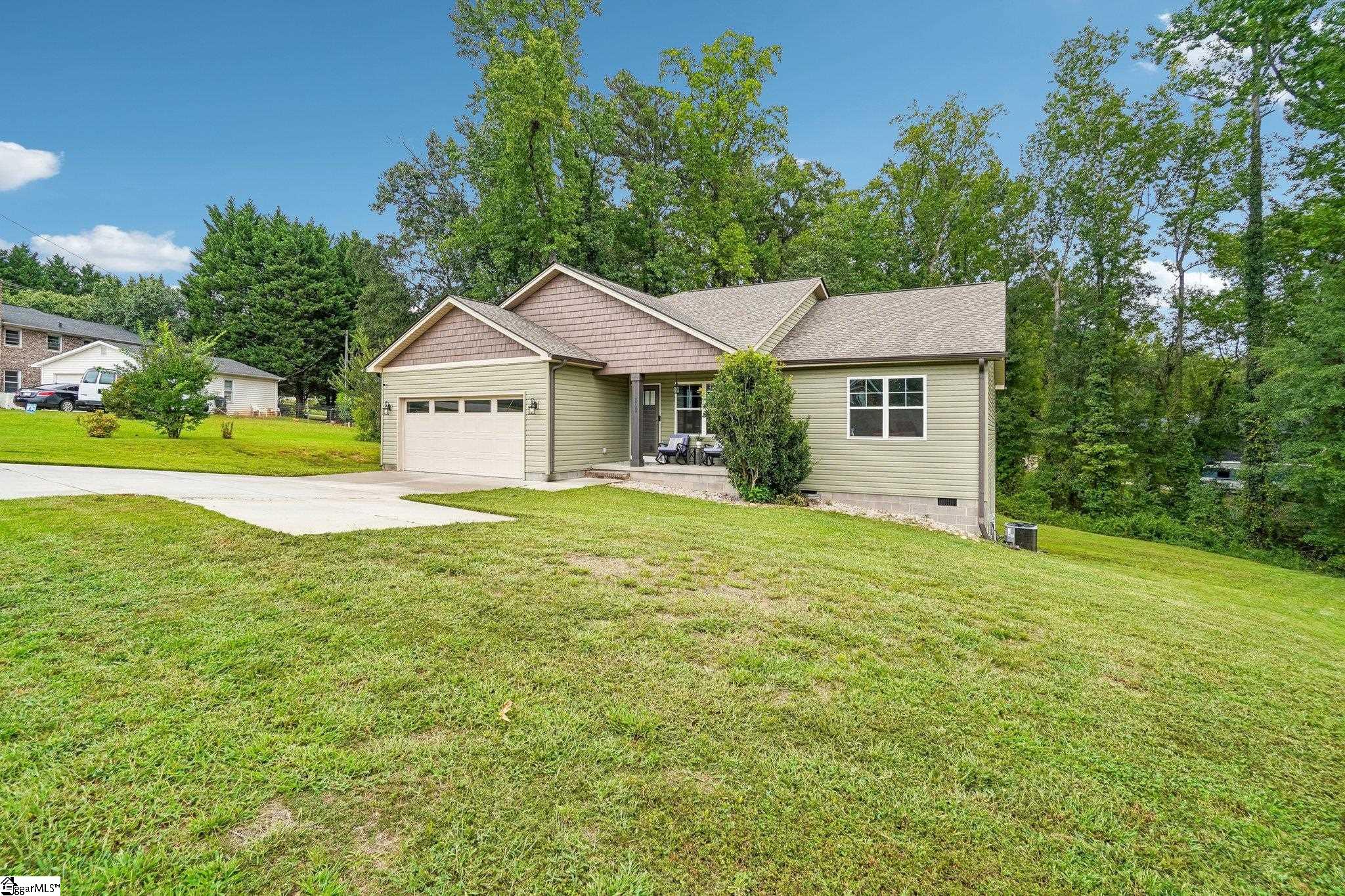 101 Boxwood Lane