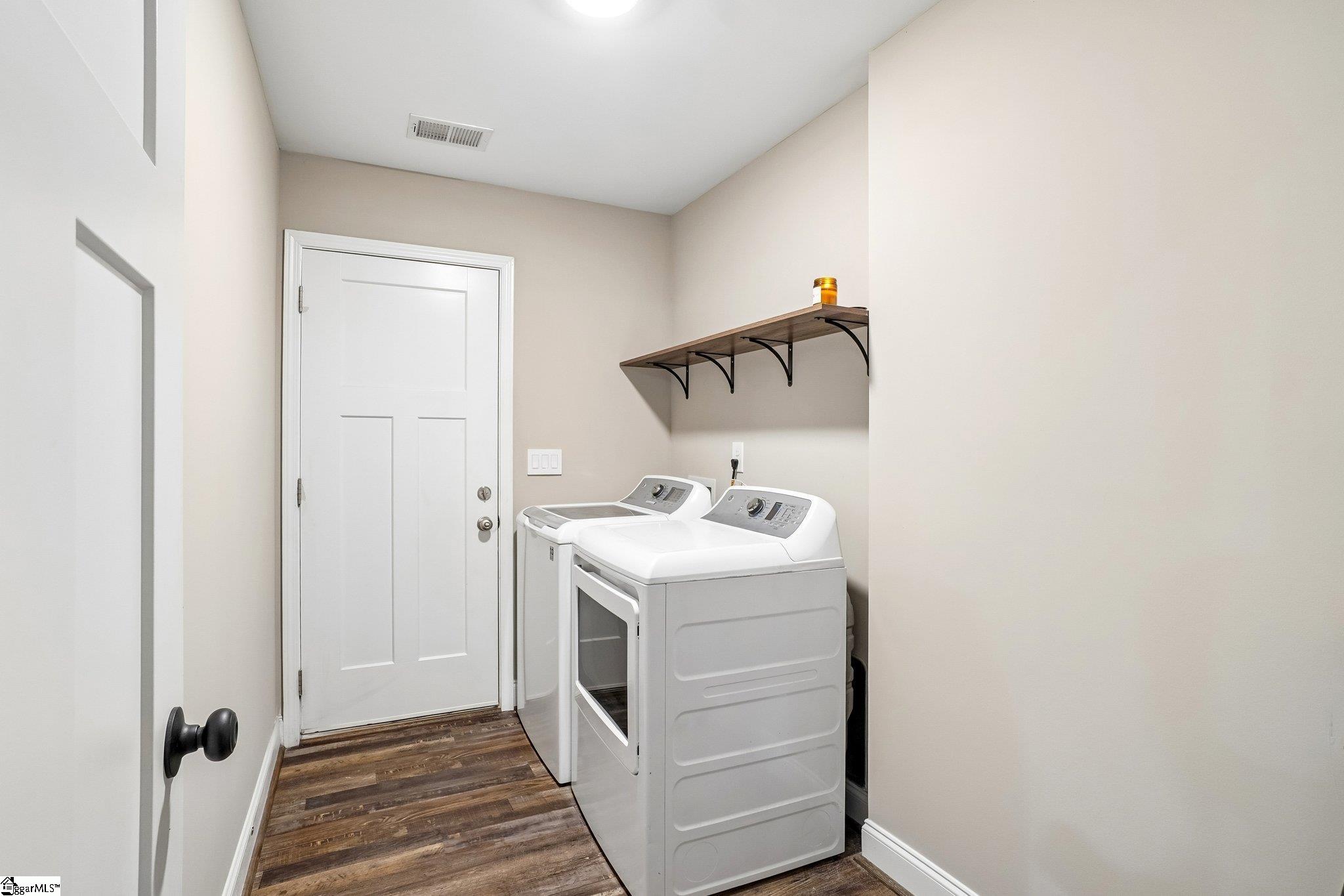 101 Boxwood Lane