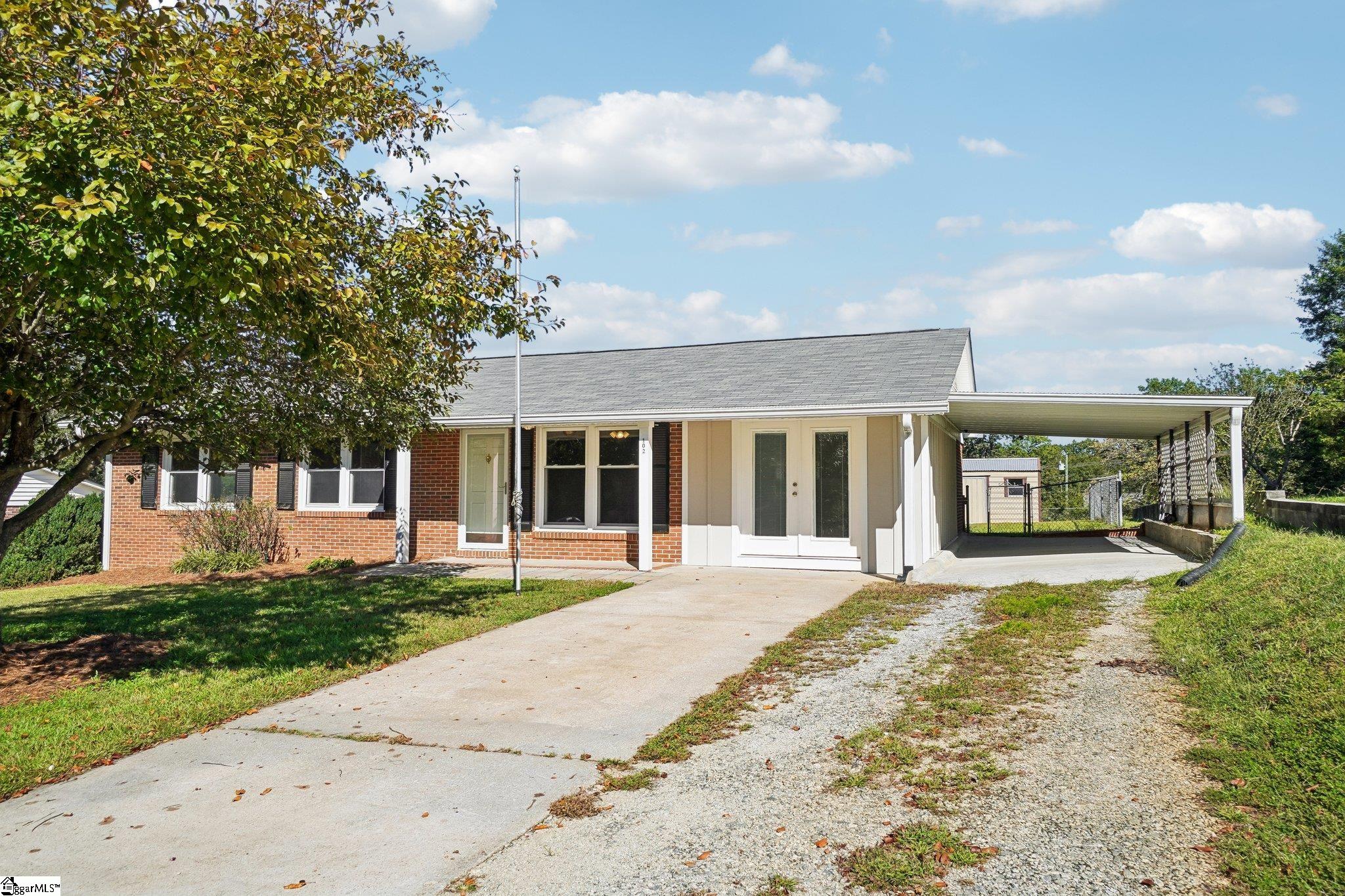 102 Sherwood Avenue