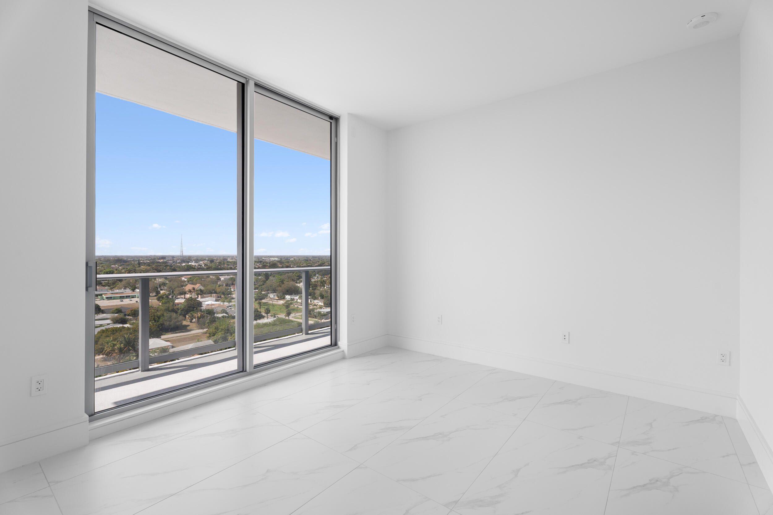 220 Lake Shore Drive 1523