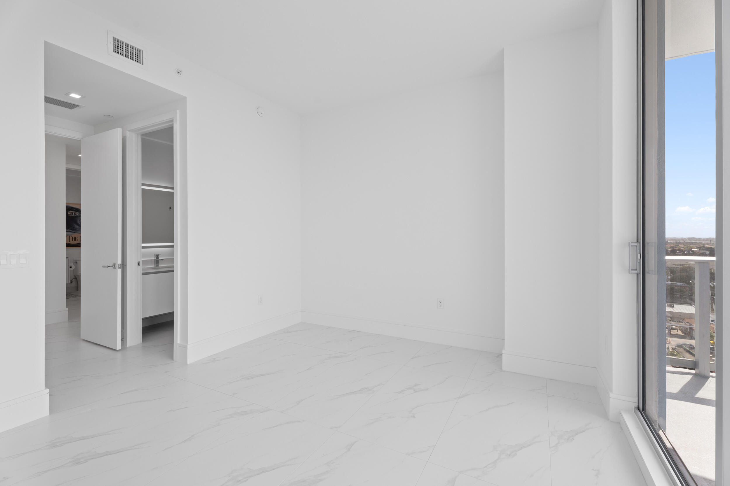 220 Lake Shore Drive 1523