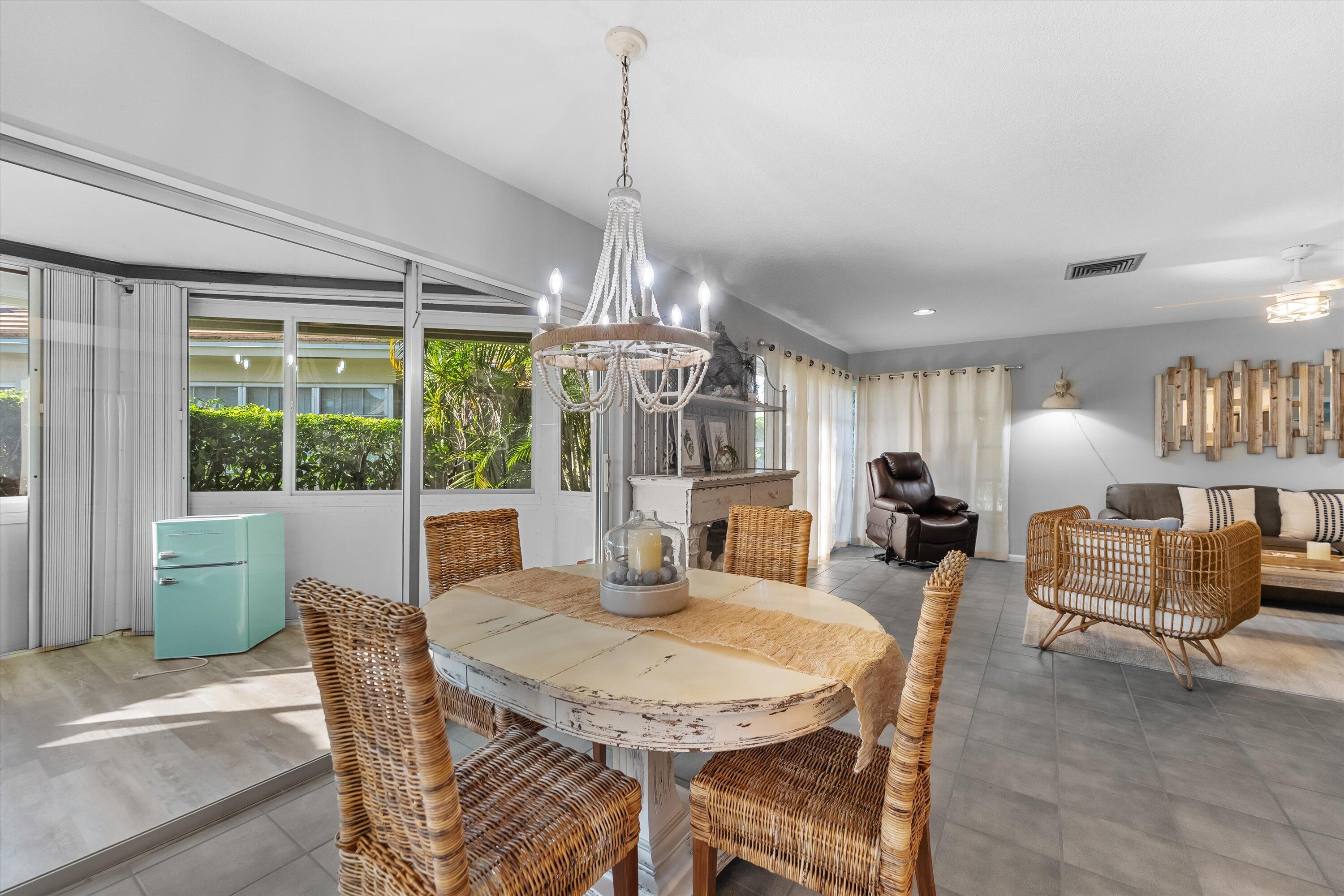 102 Villa Circle