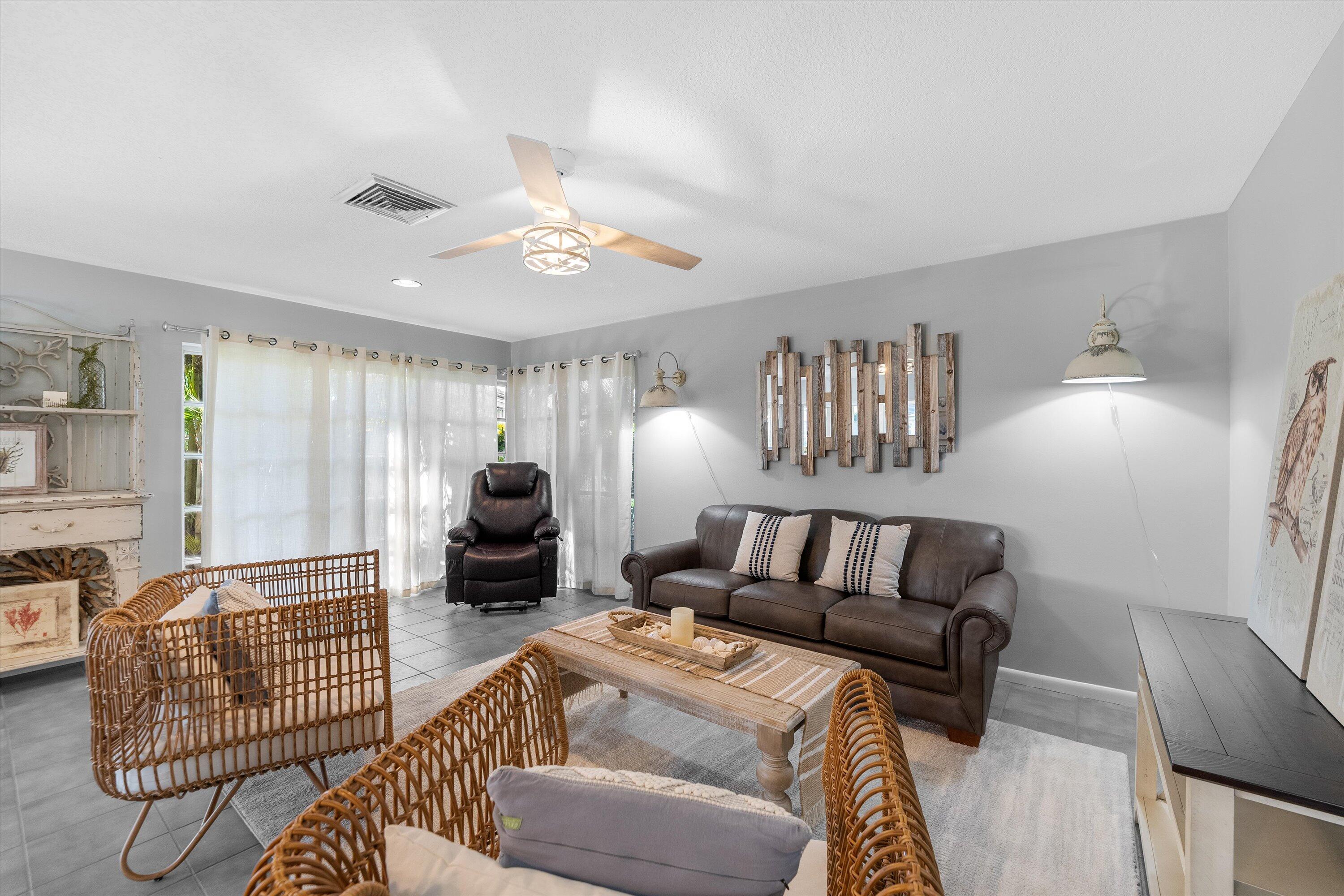 102 Villa Circle