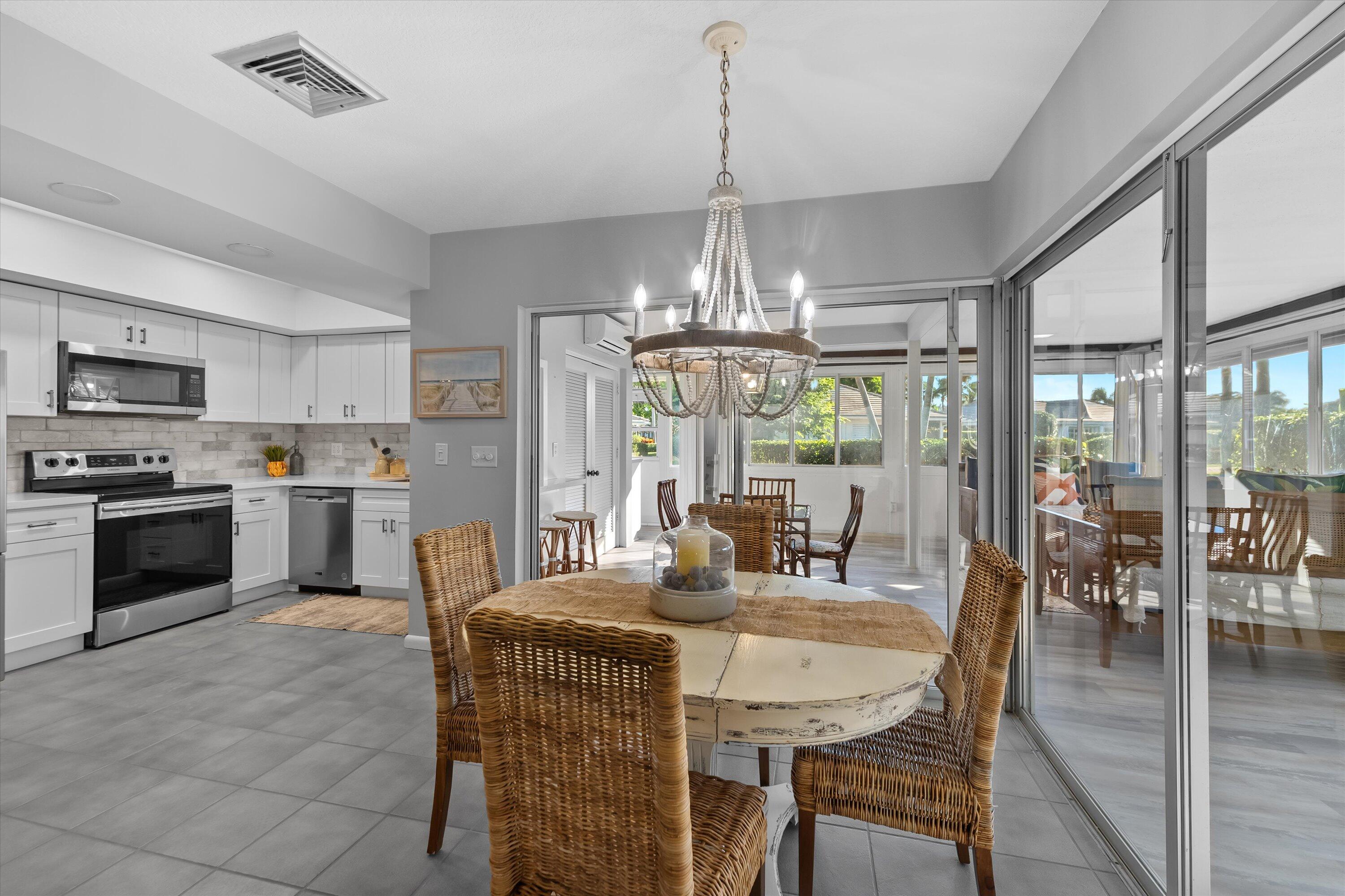 102 Villa Circle