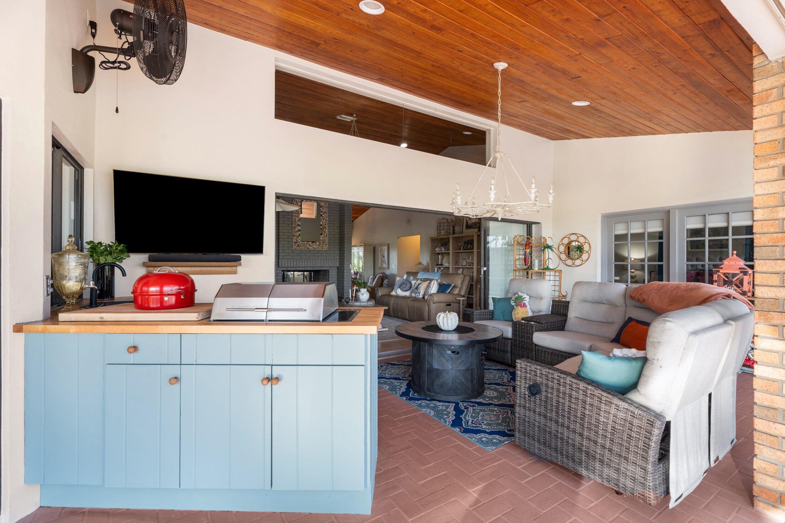 427 Glenbrook Drive