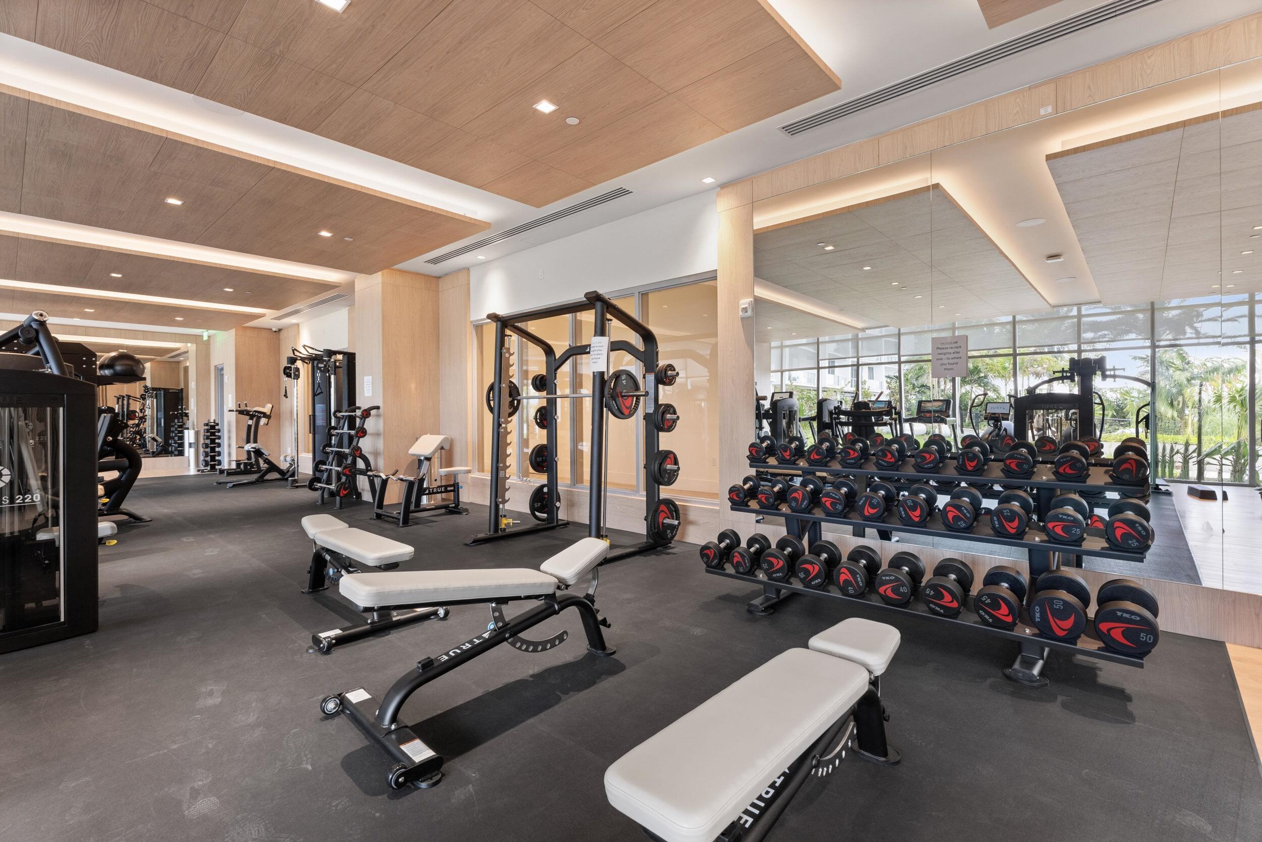 220 Lake Shore Drive 1523