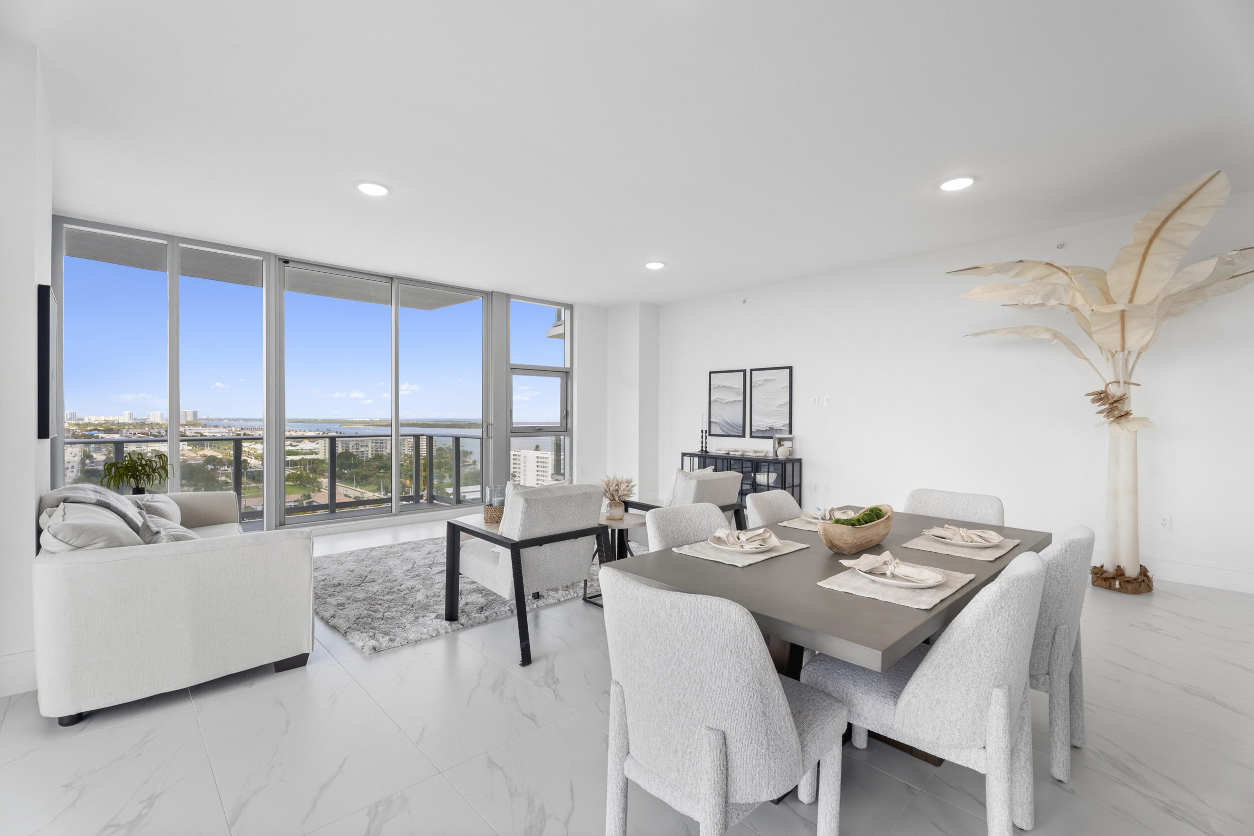 220 Lake Shore Drive 1523