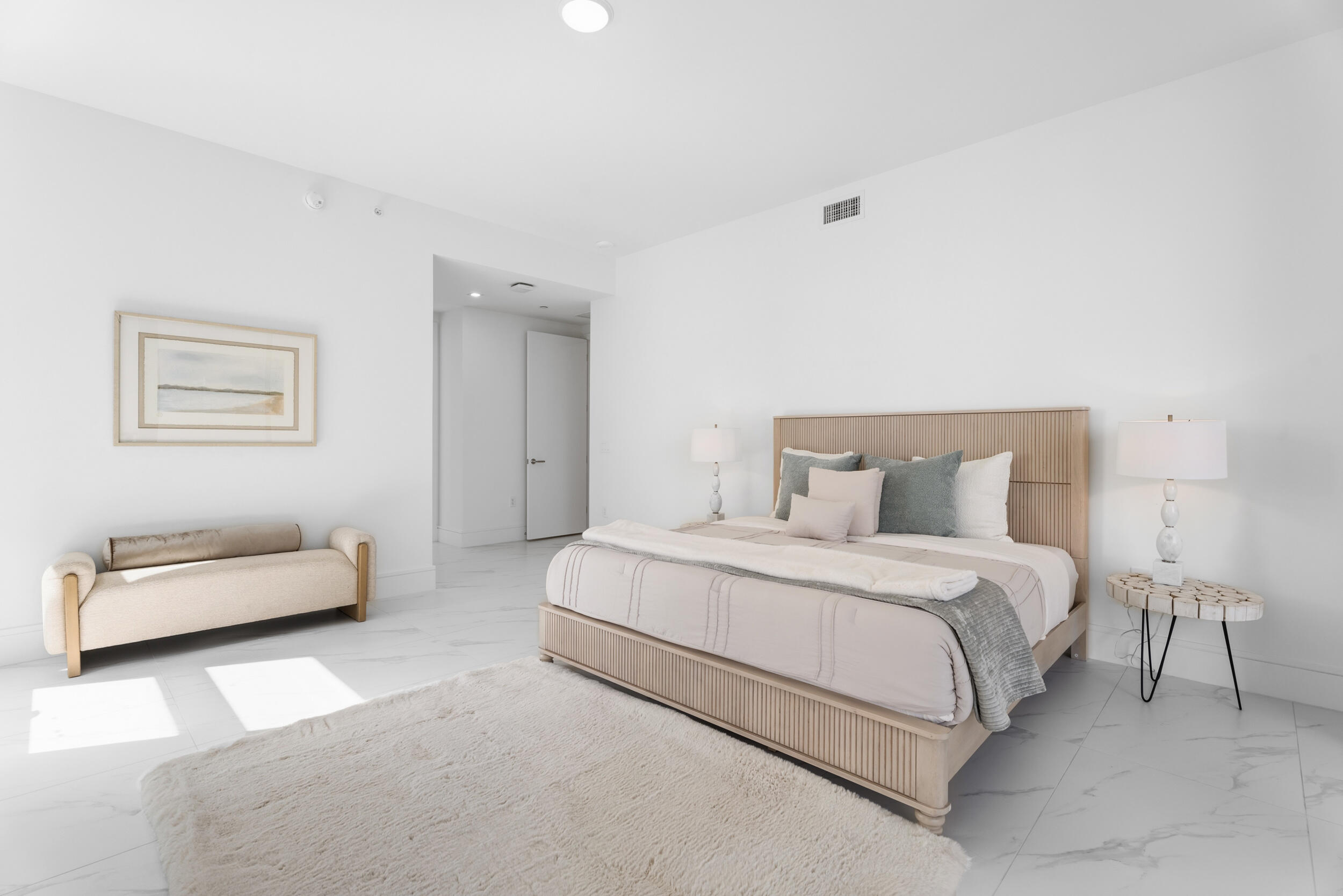 220 Lake Shore Drive 1523