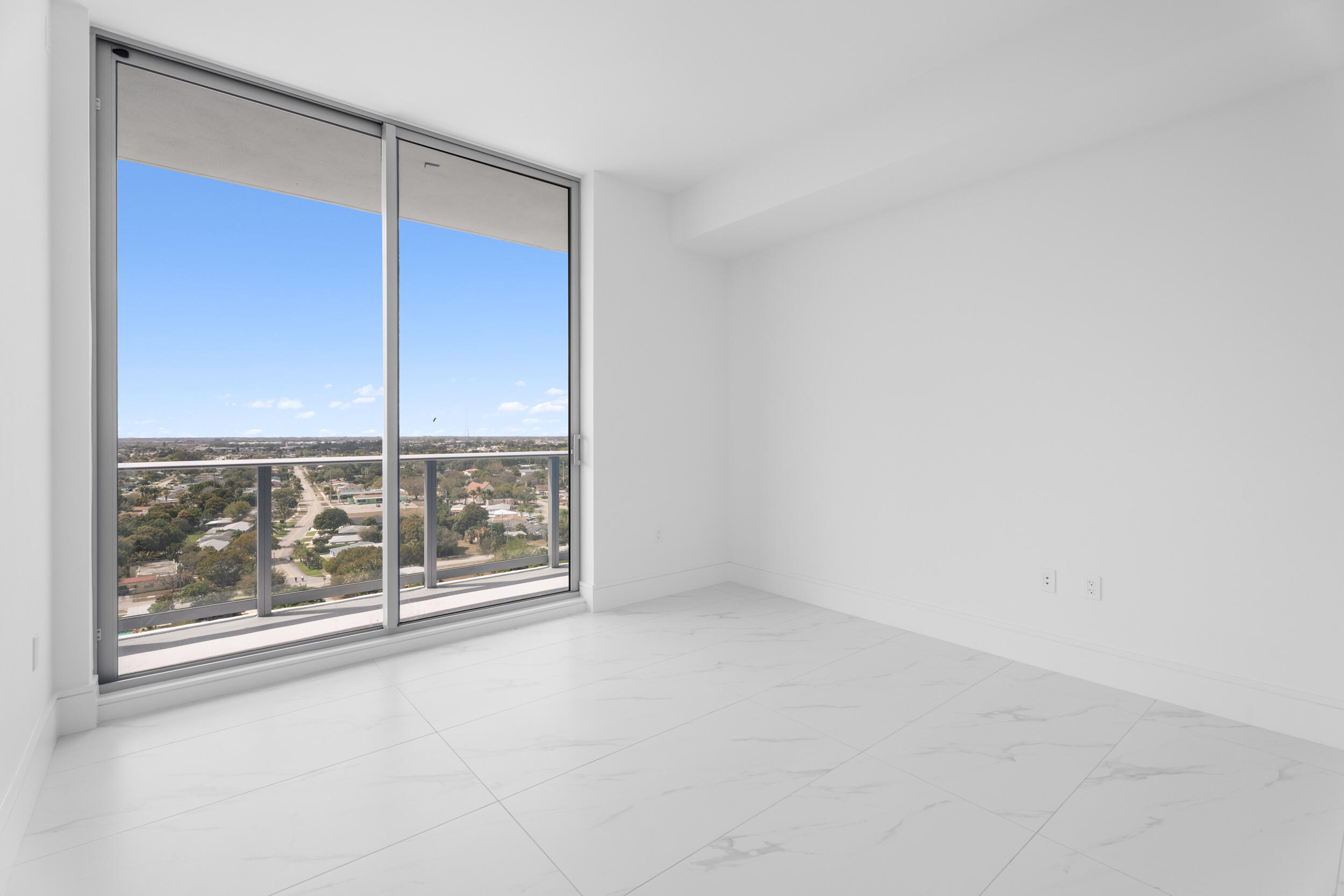 220 Lake Shore Drive 1523