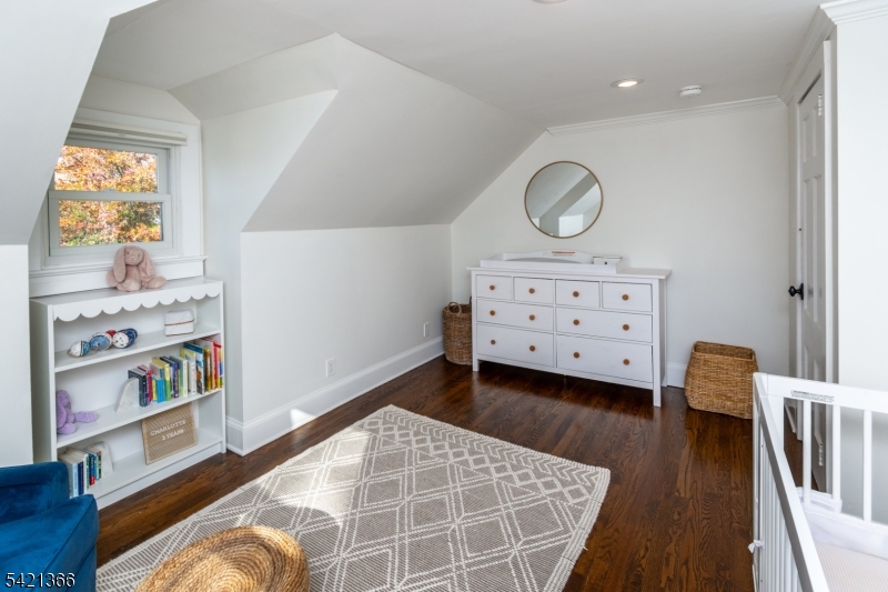 6 Cape Ct