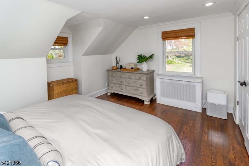 6 Cape Ct