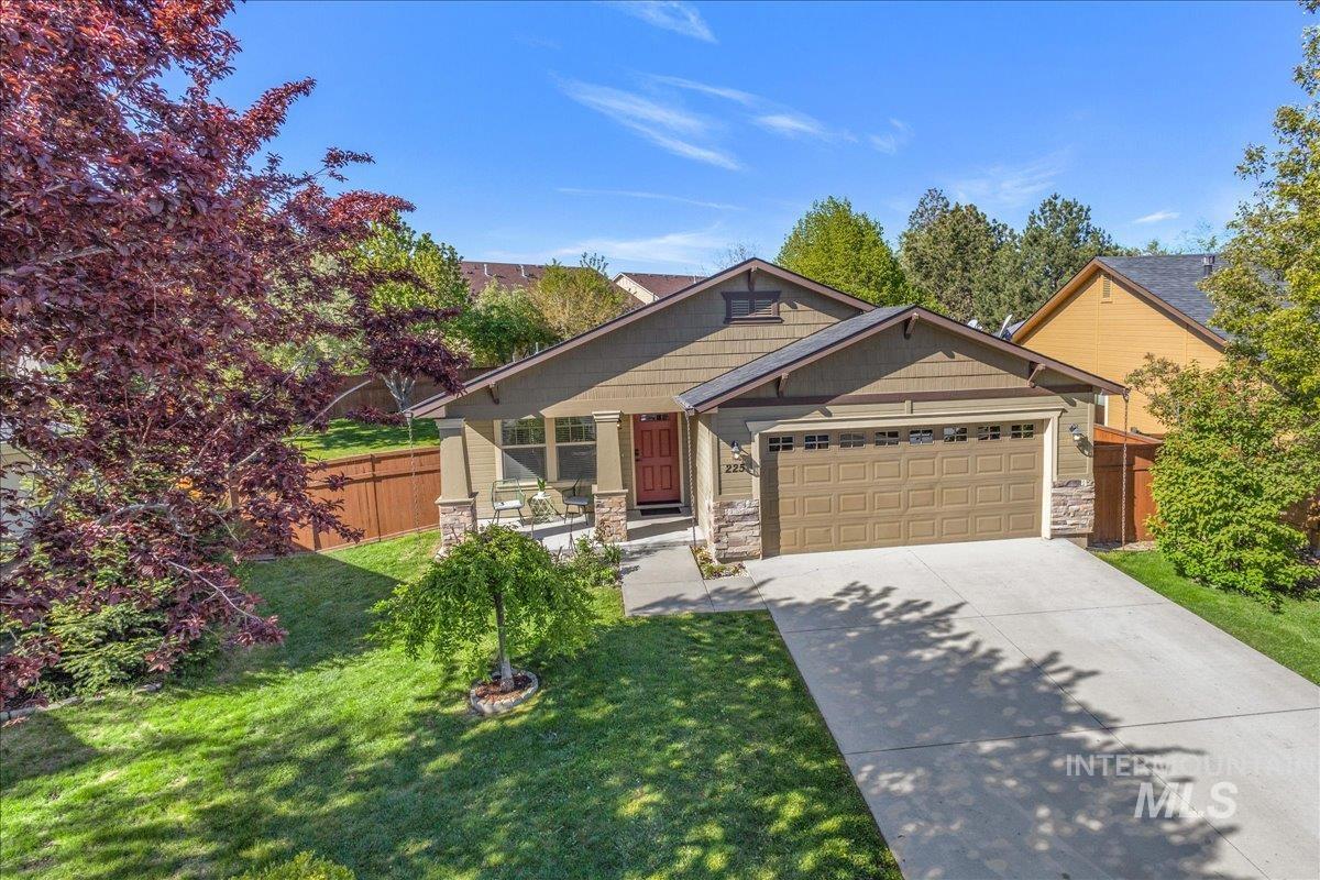 225 E Indian Rocks Ct
