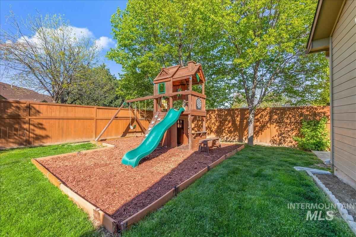 225 E Indian Rocks Ct