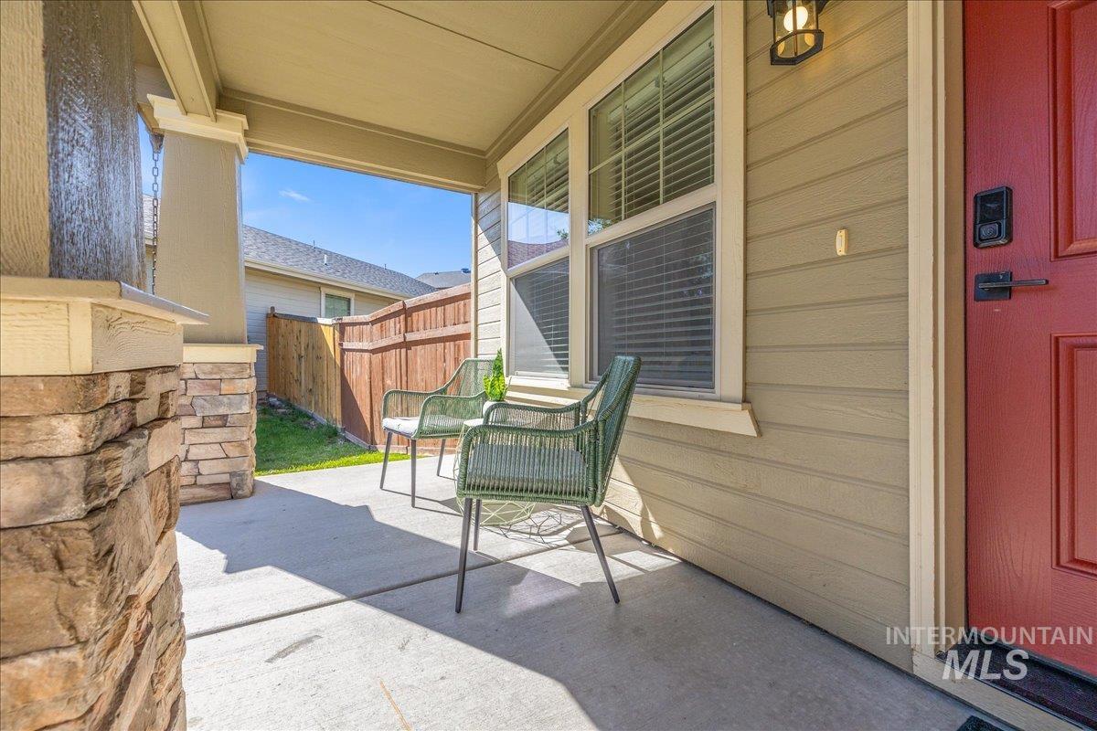 225 E Indian Rocks Ct