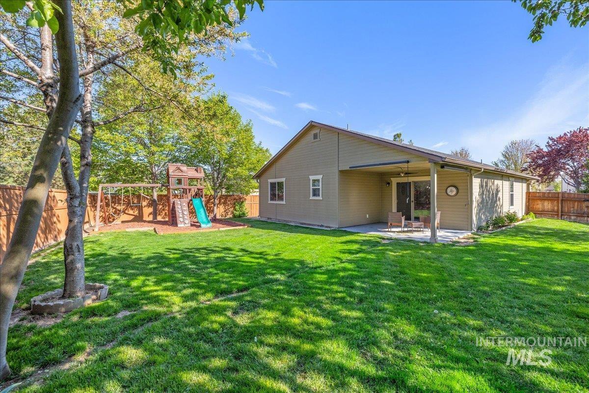 225 E Indian Rocks Ct