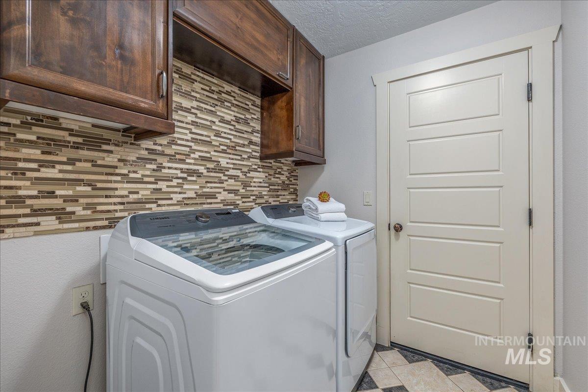 225 E Indian Rocks Ct