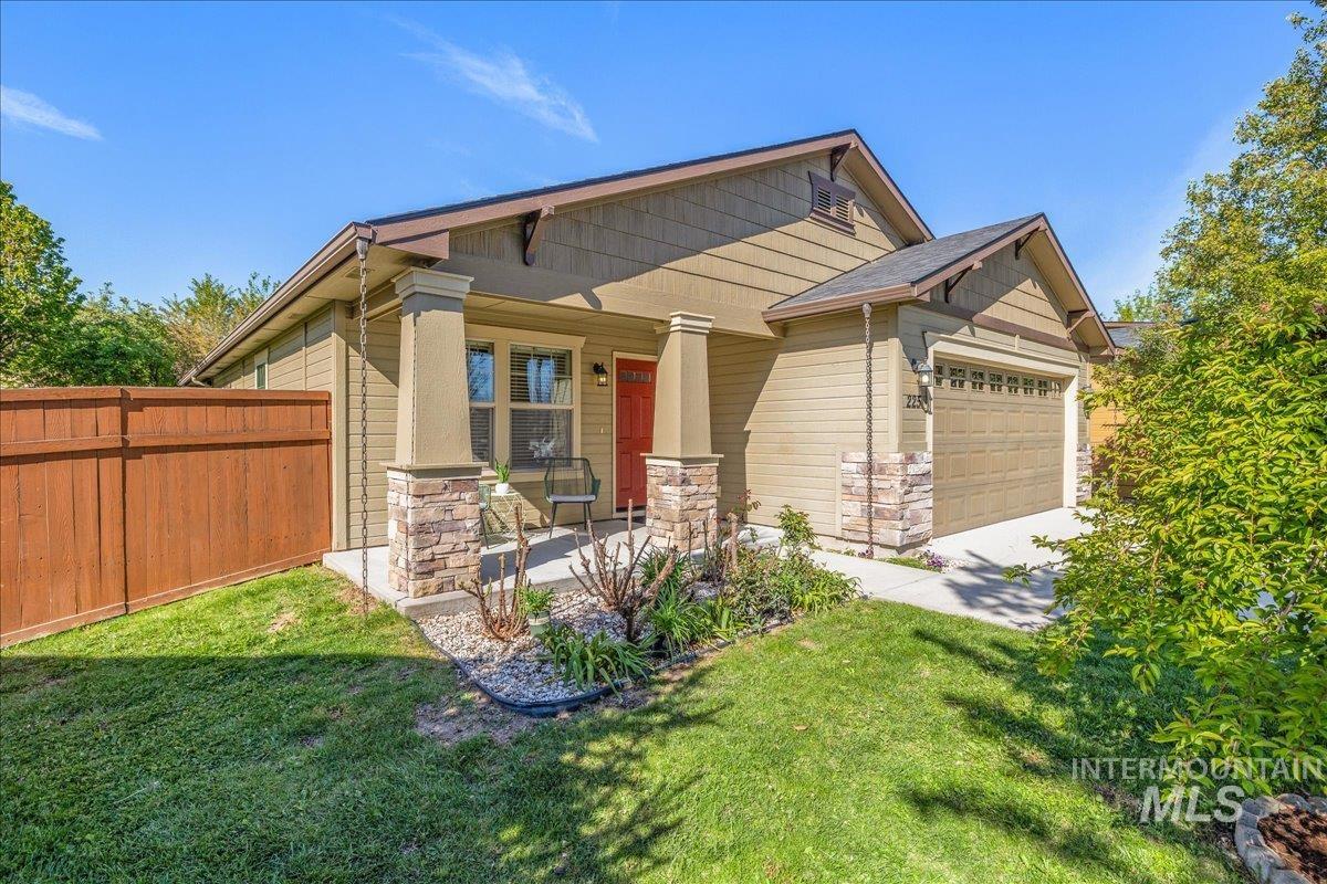 225 E Indian Rocks Ct