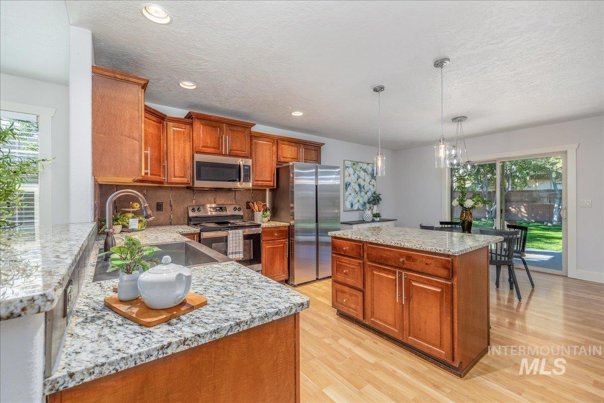 225 E Indian Rocks Ct