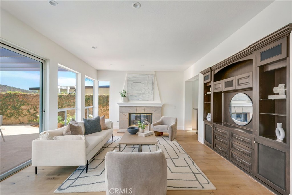 8 Beaconsfield