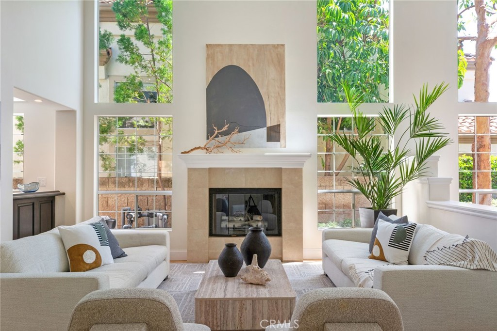 8 Beaconsfield