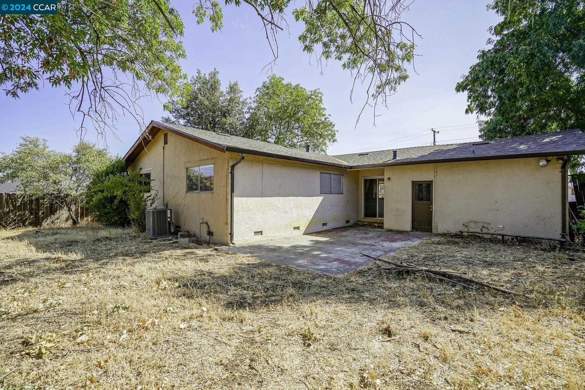 4260 Ridge Drive
