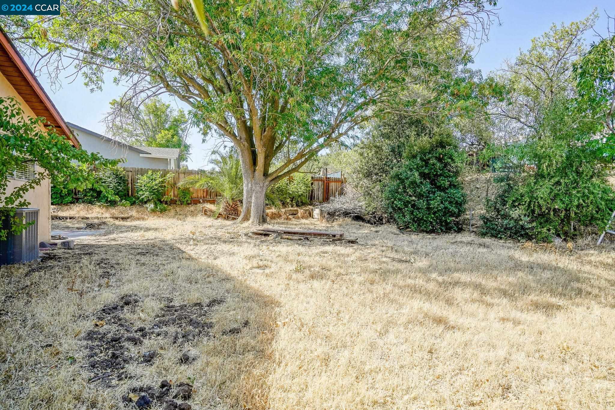 4260 Ridge Drive