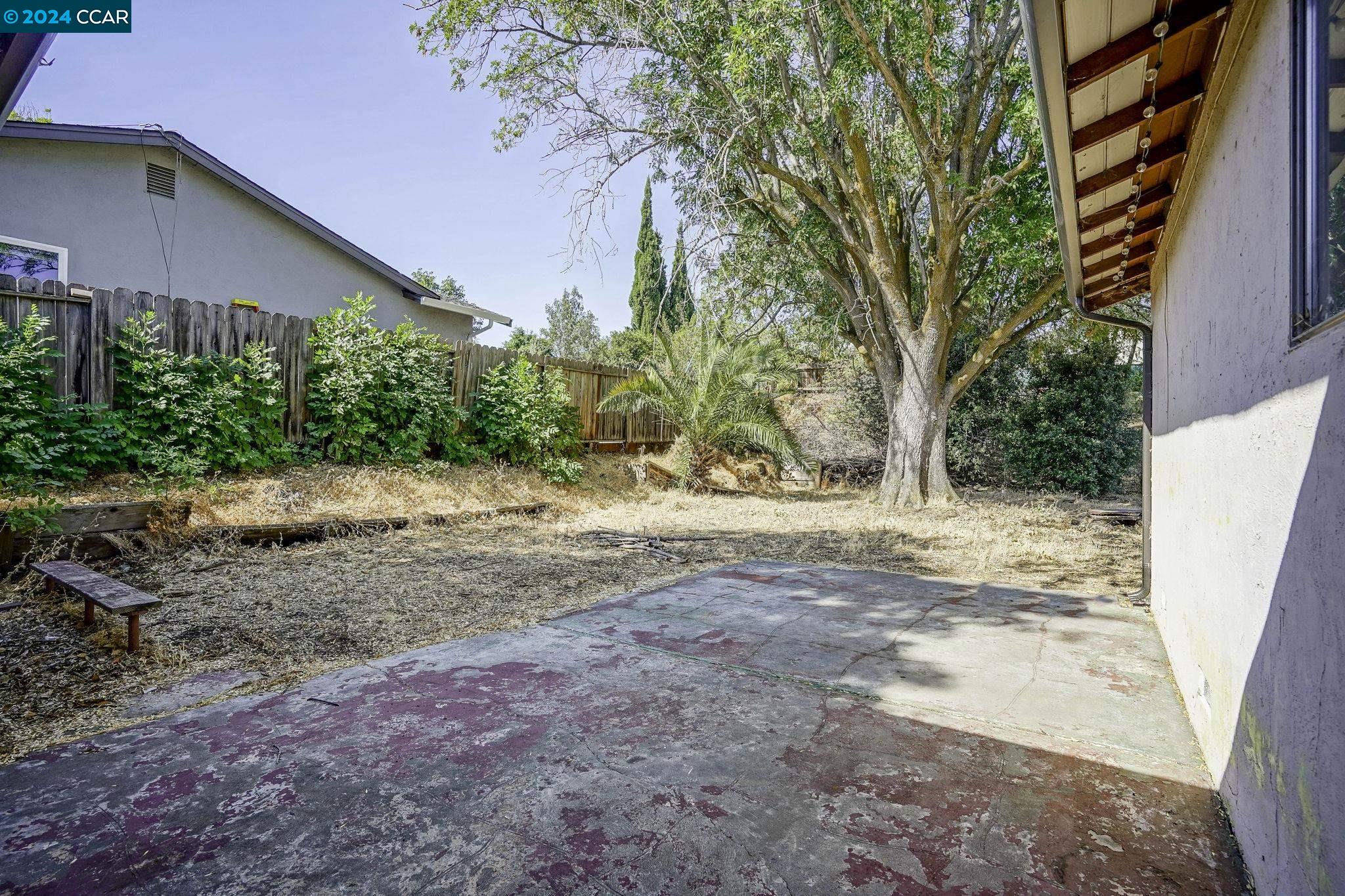 4260 Ridge Drive