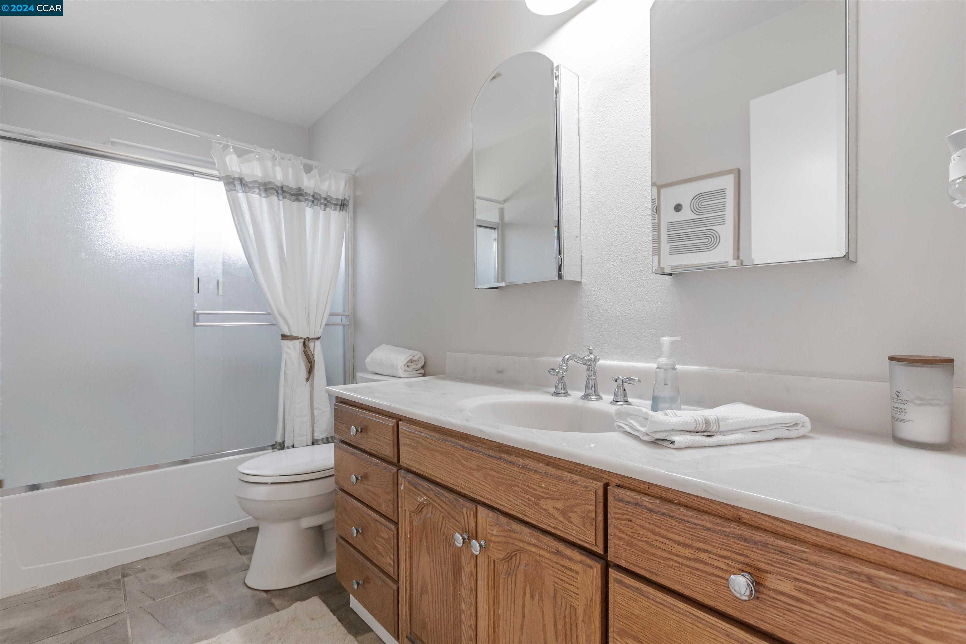 9792 Broadmoor Dr