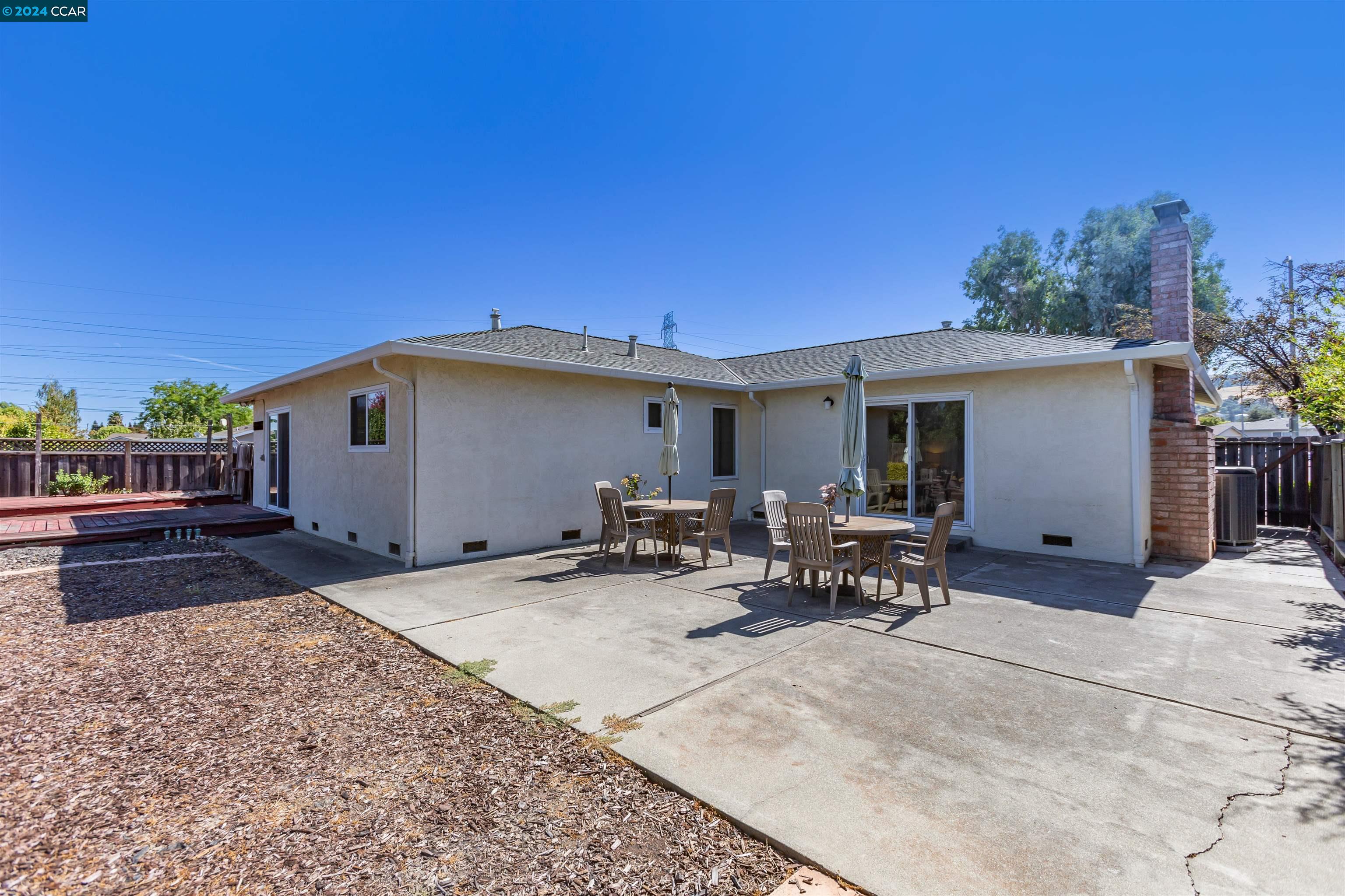 9792 Broadmoor Dr